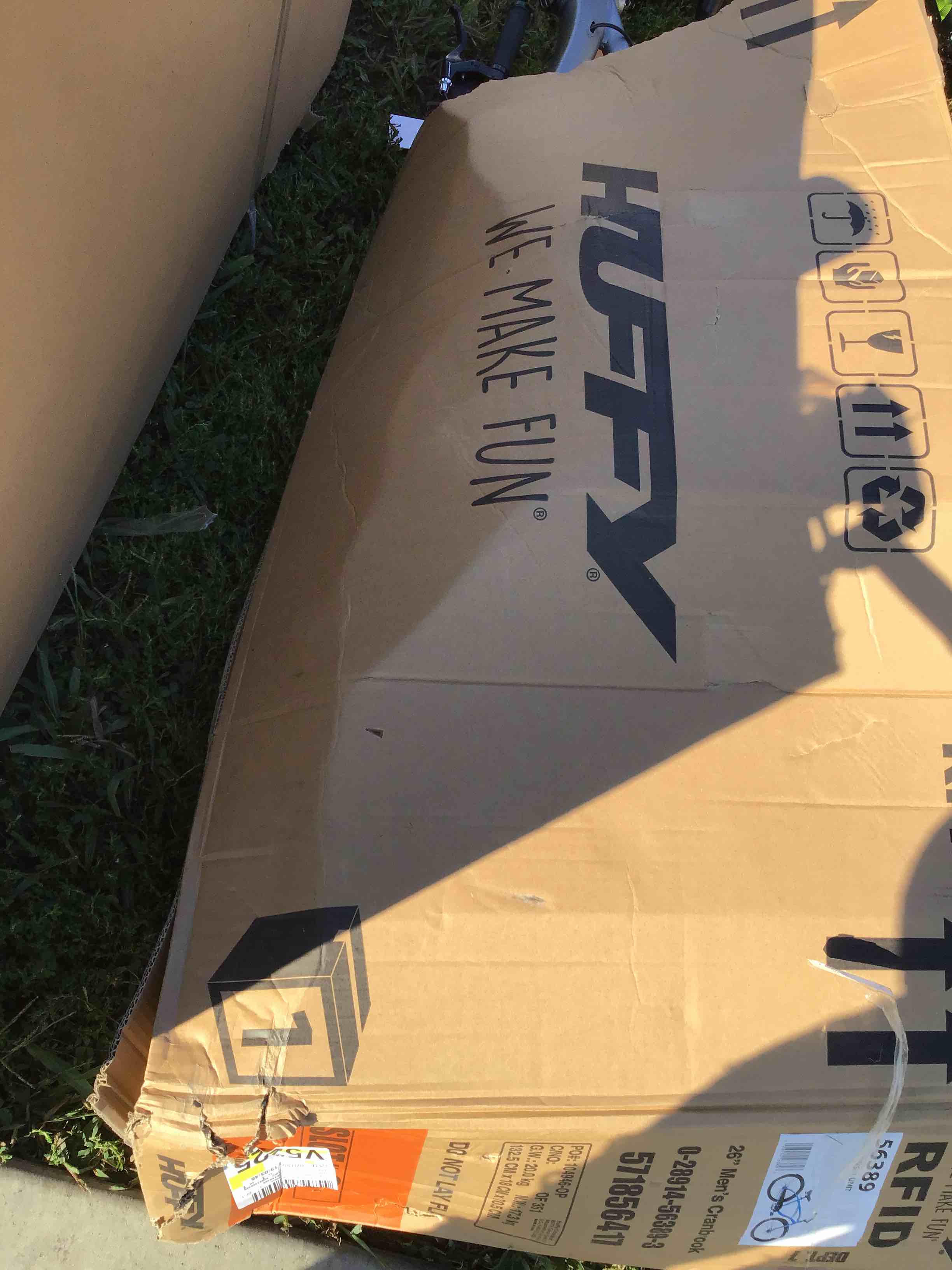 https://s3.amazonaws.com/lotting-images-prod/bidfta/BLU5098476_1694699701310.jpeg