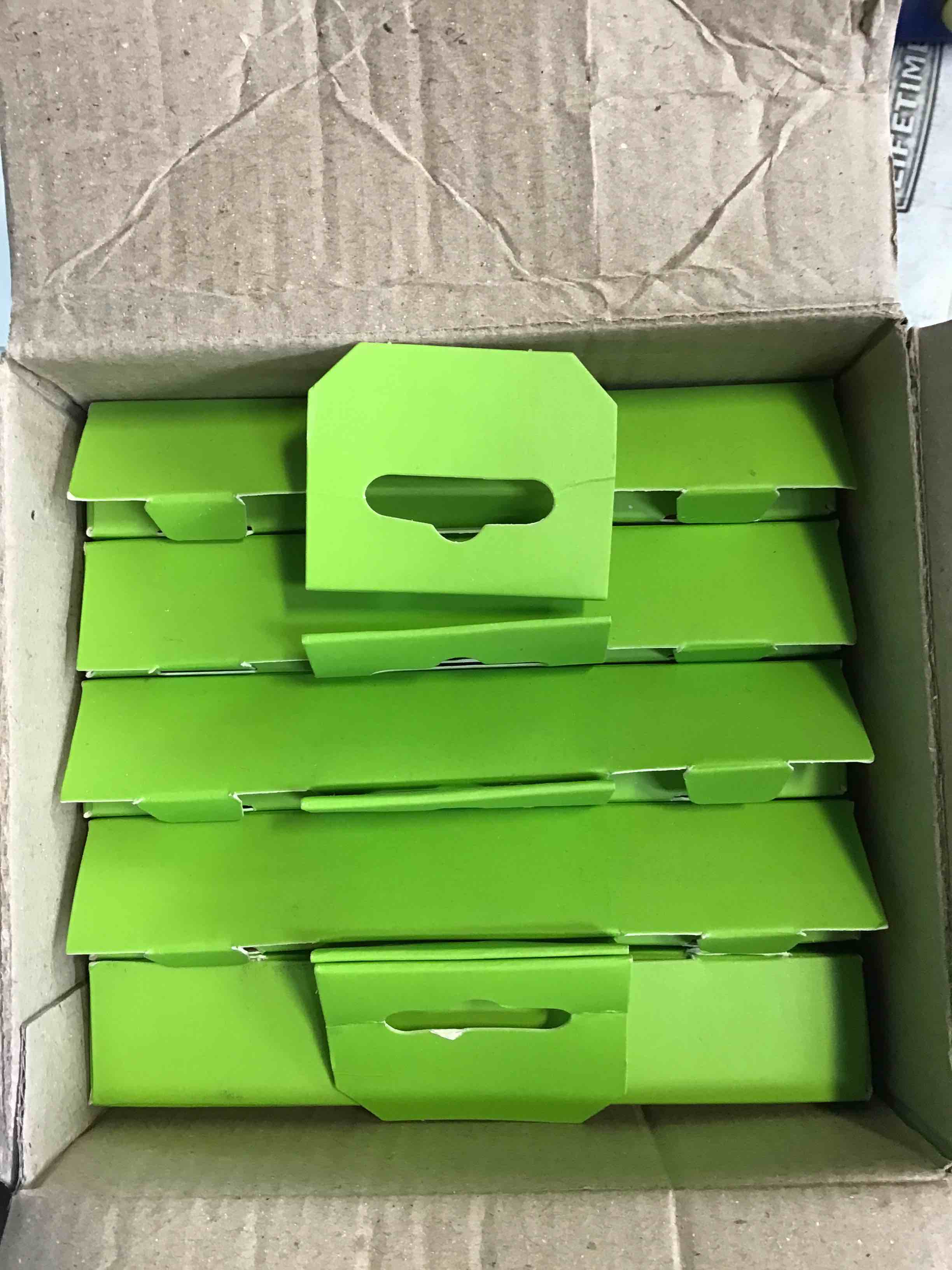 https://s3.amazonaws.com/lotting-images-prod/bidfta/BLU5098774_1698426690674.jpeg