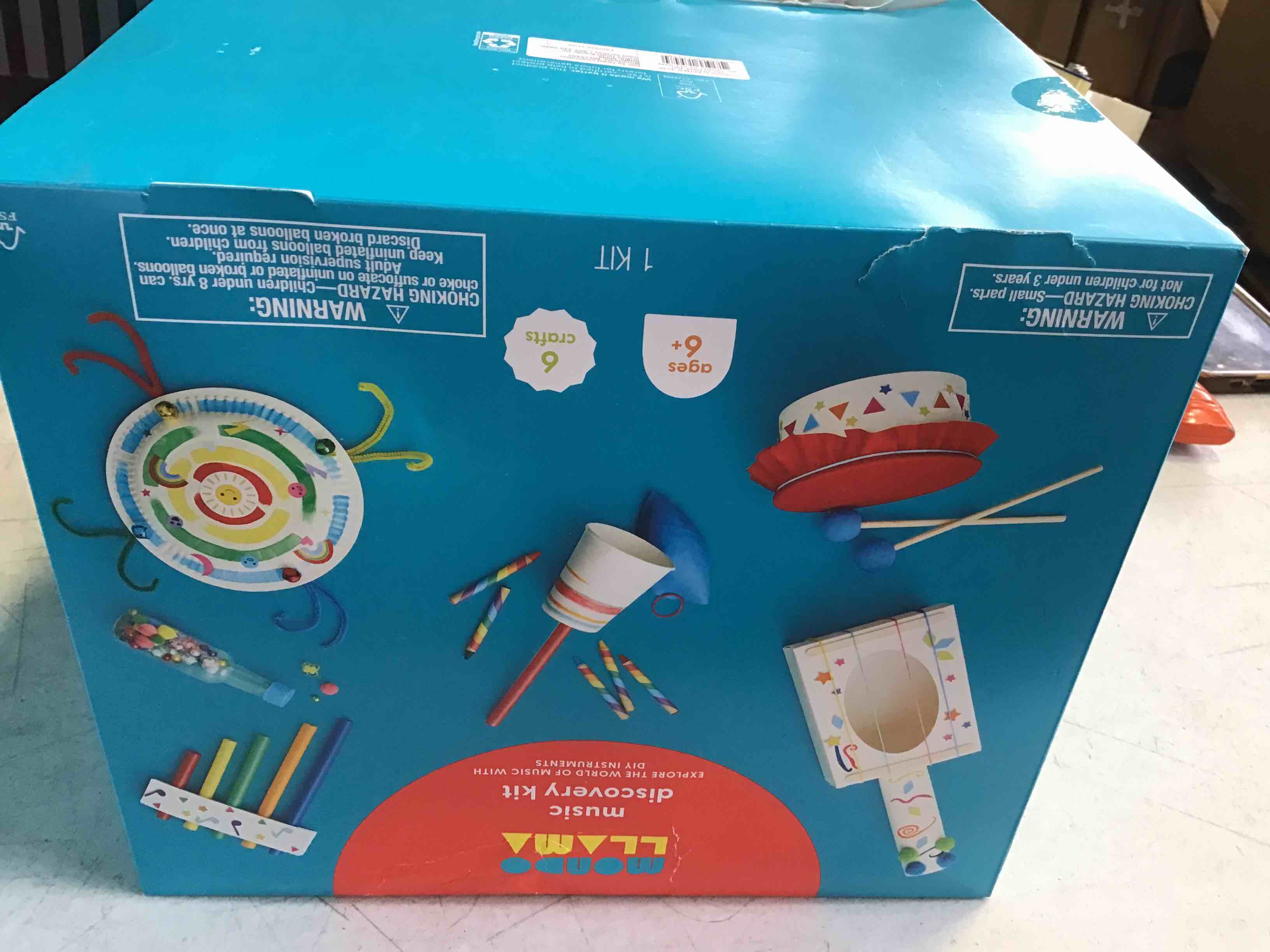 https://s3.amazonaws.com/lotting-images-prod/bidfta/BLU5098781_1698427603226.jpeg