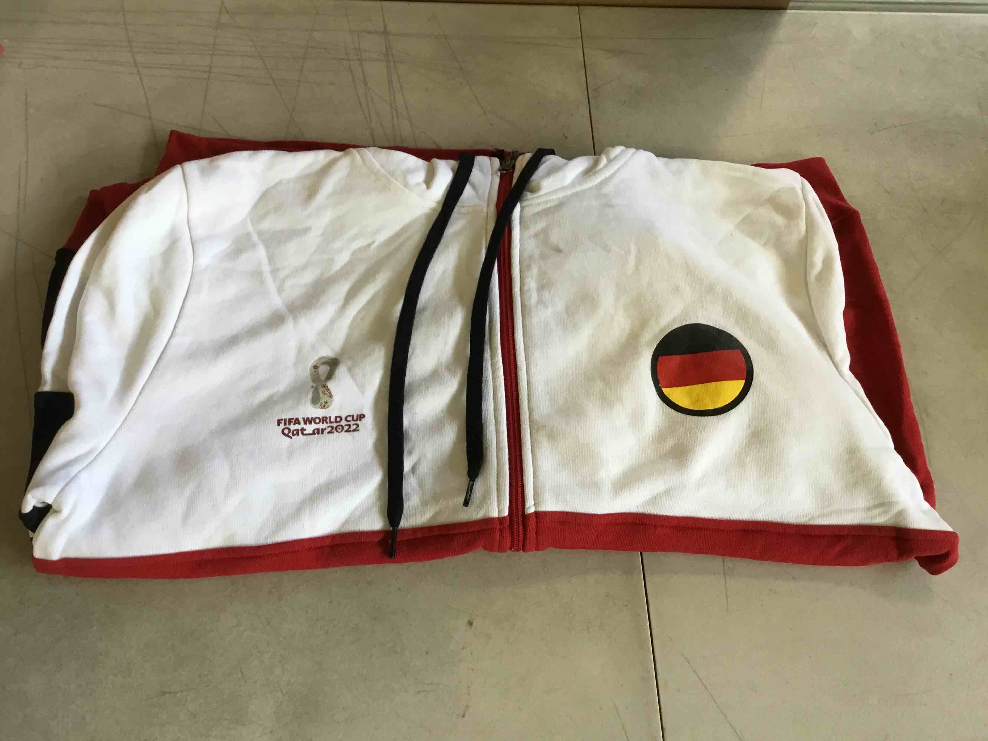 https://s3.amazonaws.com/lotting-images-prod/bidfta/BLU5099089_1695051632547.jpeg