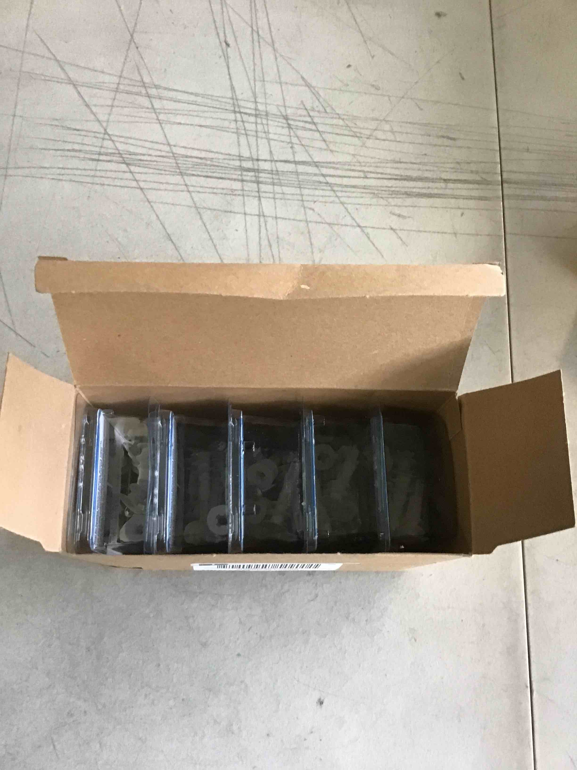https://s3.amazonaws.com/lotting-images-prod/bidfta/BLU5099750_1695320599608.jpeg