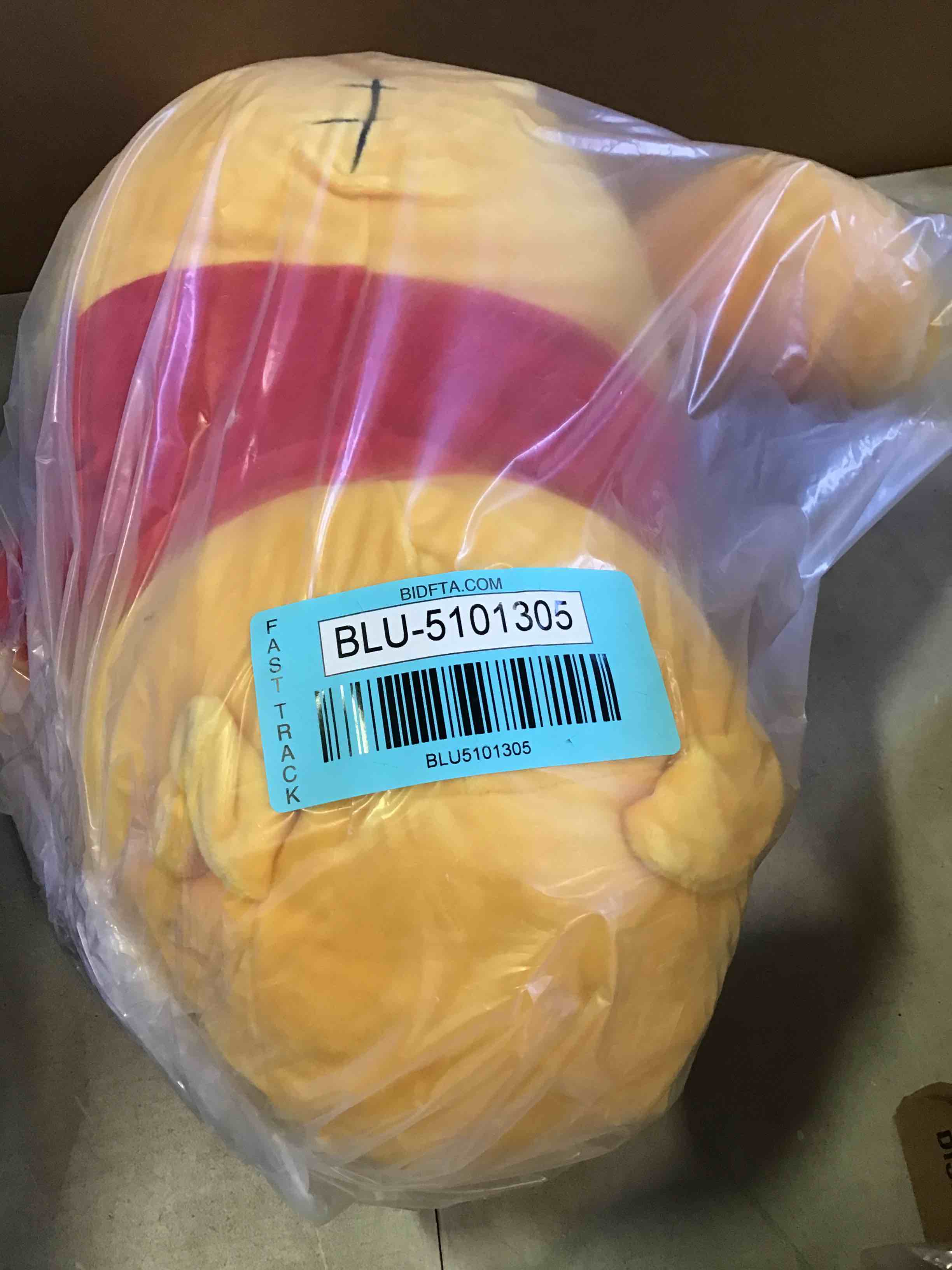https://s3.amazonaws.com/lotting-images-prod/bidfta/BLU5101305_1695735817092.jpeg