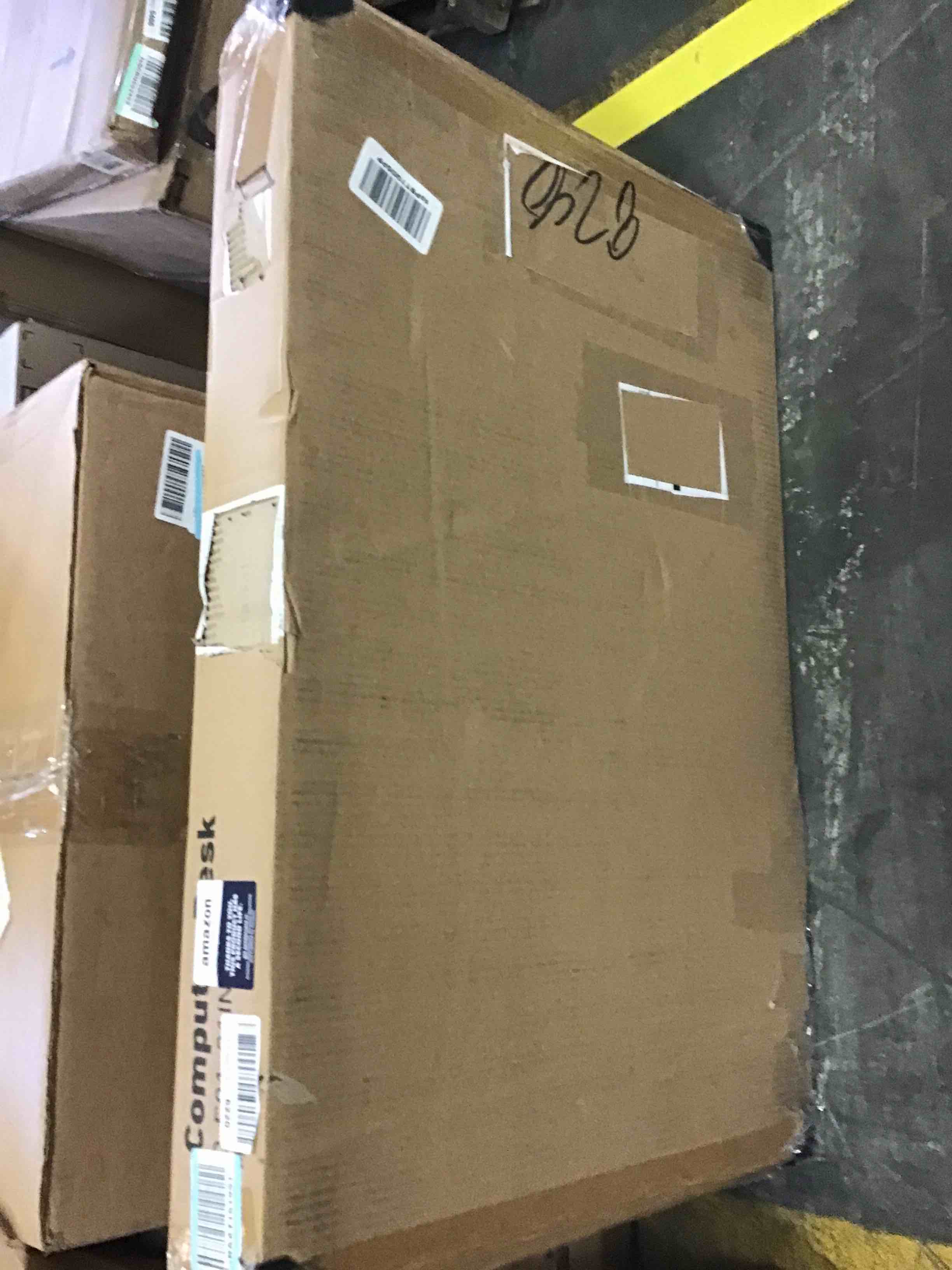 https://s3.amazonaws.com/lotting-images-prod/bidfta/BLU5102480_1695135317283.jpeg