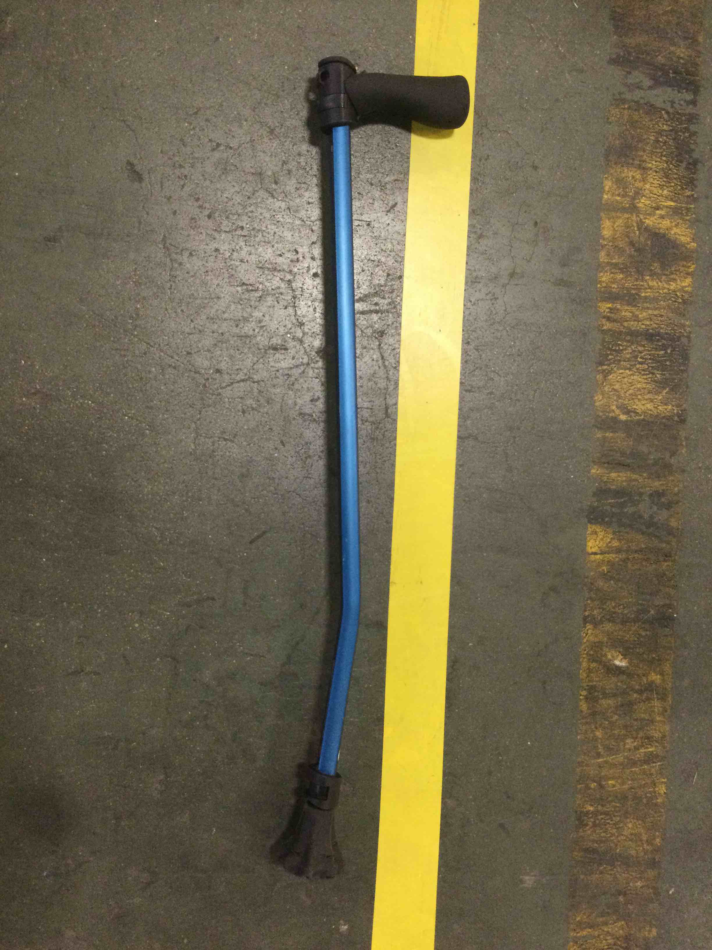 cyclone cane Color blue and black