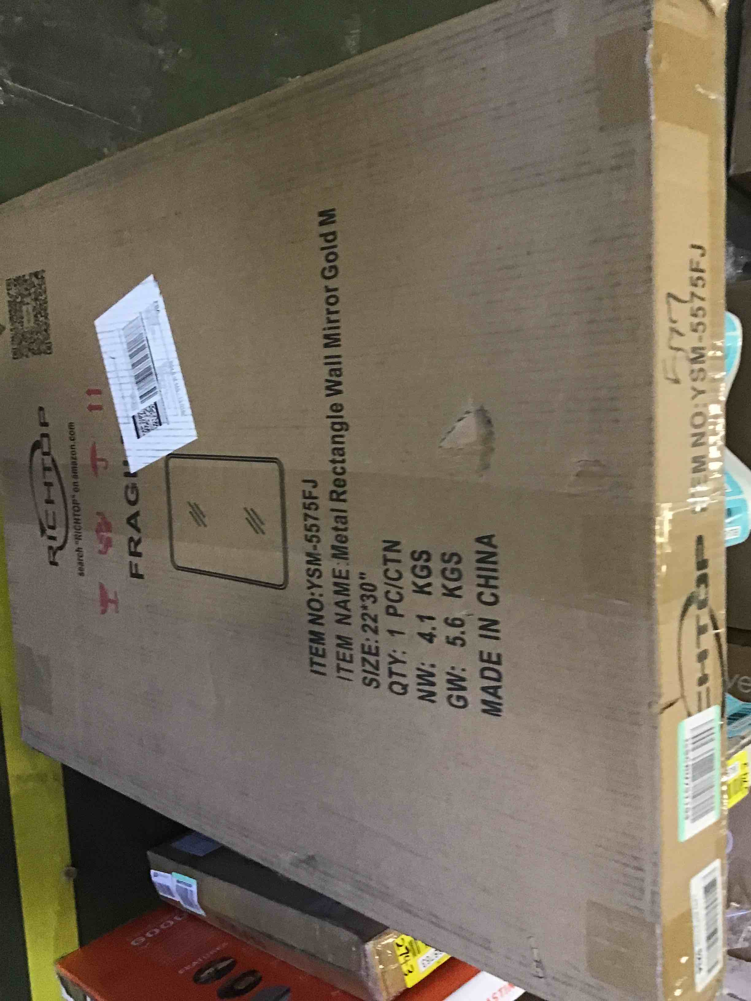 https://s3.amazonaws.com/lotting-images-prod/bidfta/BLU5103136_1696432413679.jpeg