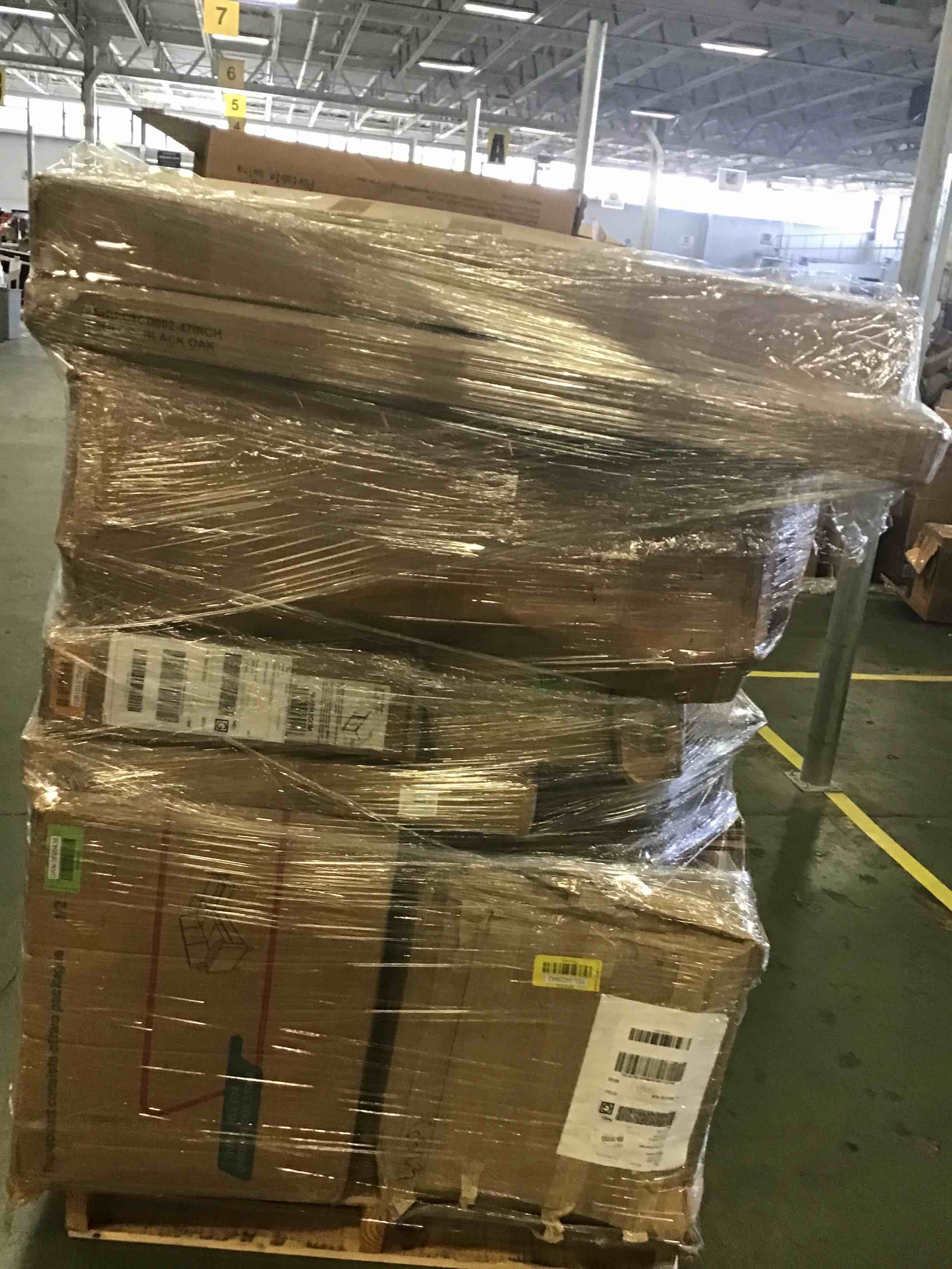 https://s3.amazonaws.com/lotting-images-prod/bidfta/BLU5103182_1696434967232.jpeg