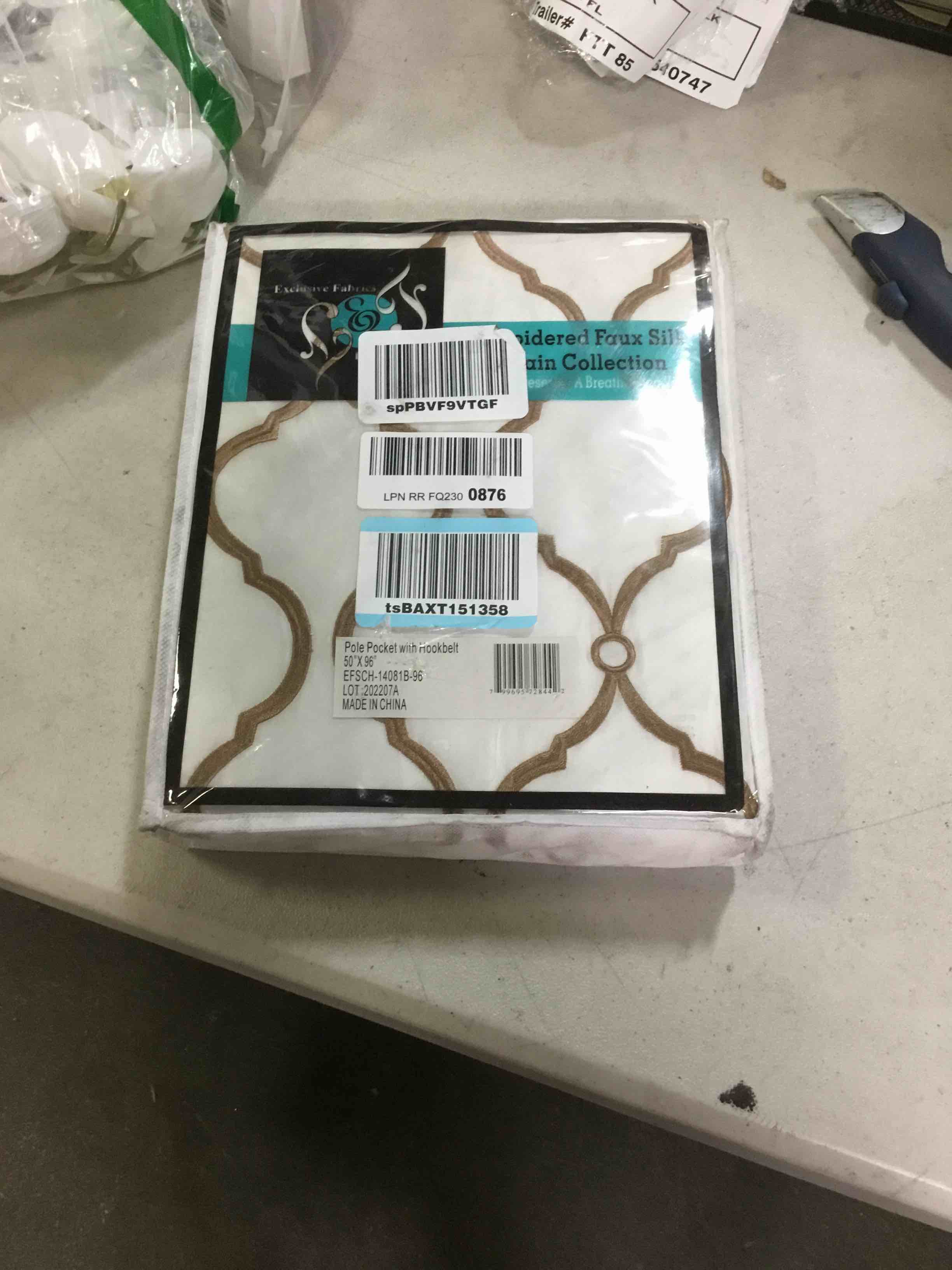 https://s3.amazonaws.com/lotting-images-prod/bidfta/BLU5105275_1694455599484.jpeg