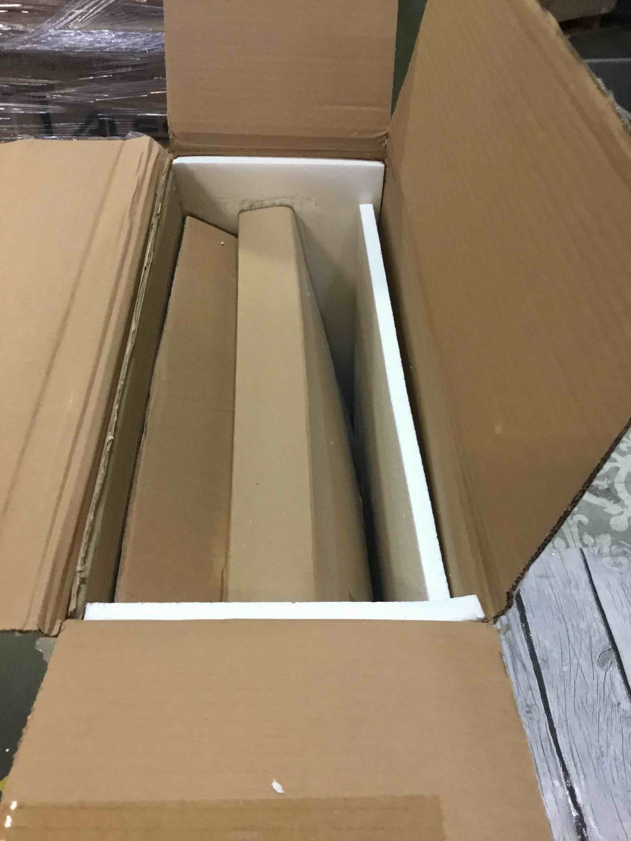https://s3.amazonaws.com/lotting-images-prod/bidfta/BLU5106110_1695135316042.jpeg