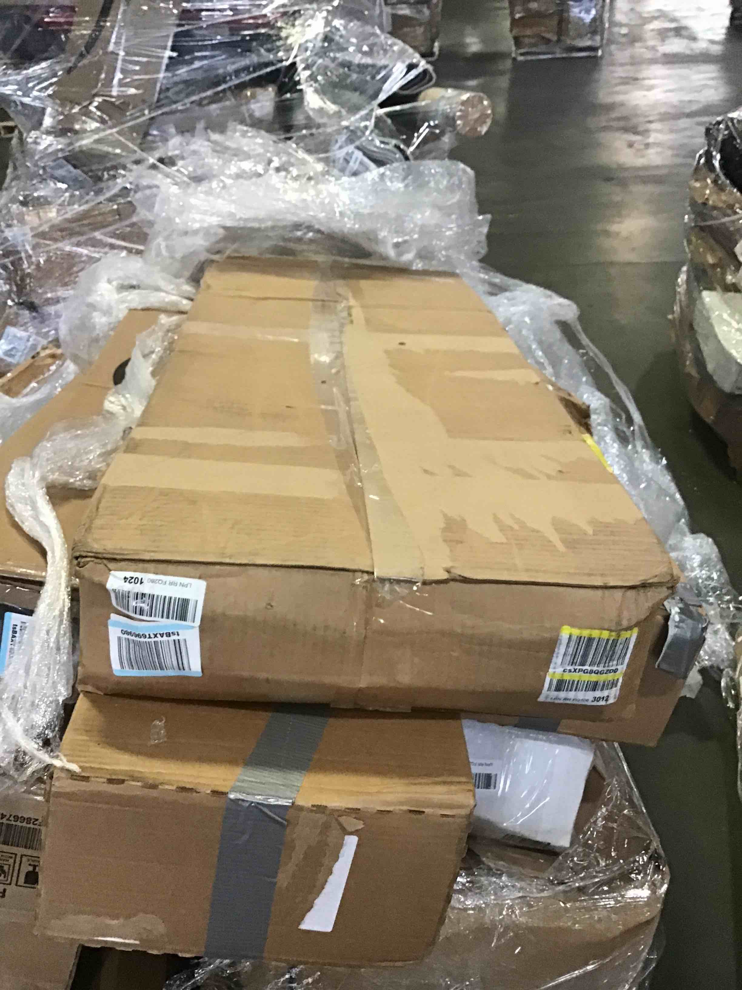 https://s3.amazonaws.com/lotting-images-prod/bidfta/BLU5106312_1695219947369.jpeg