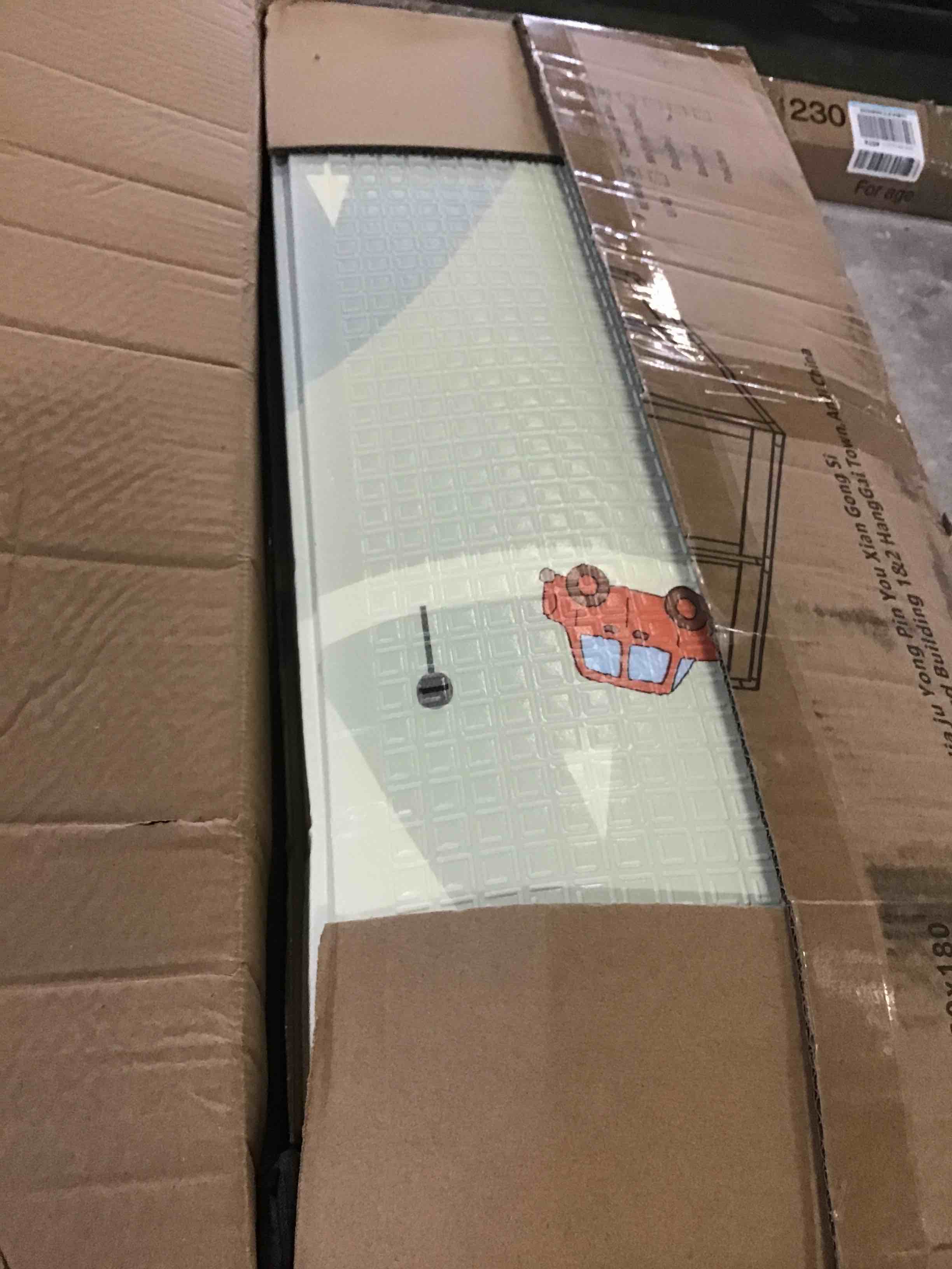 https://s3.amazonaws.com/lotting-images-prod/bidfta/BLU5106331_1695222493952.jpeg