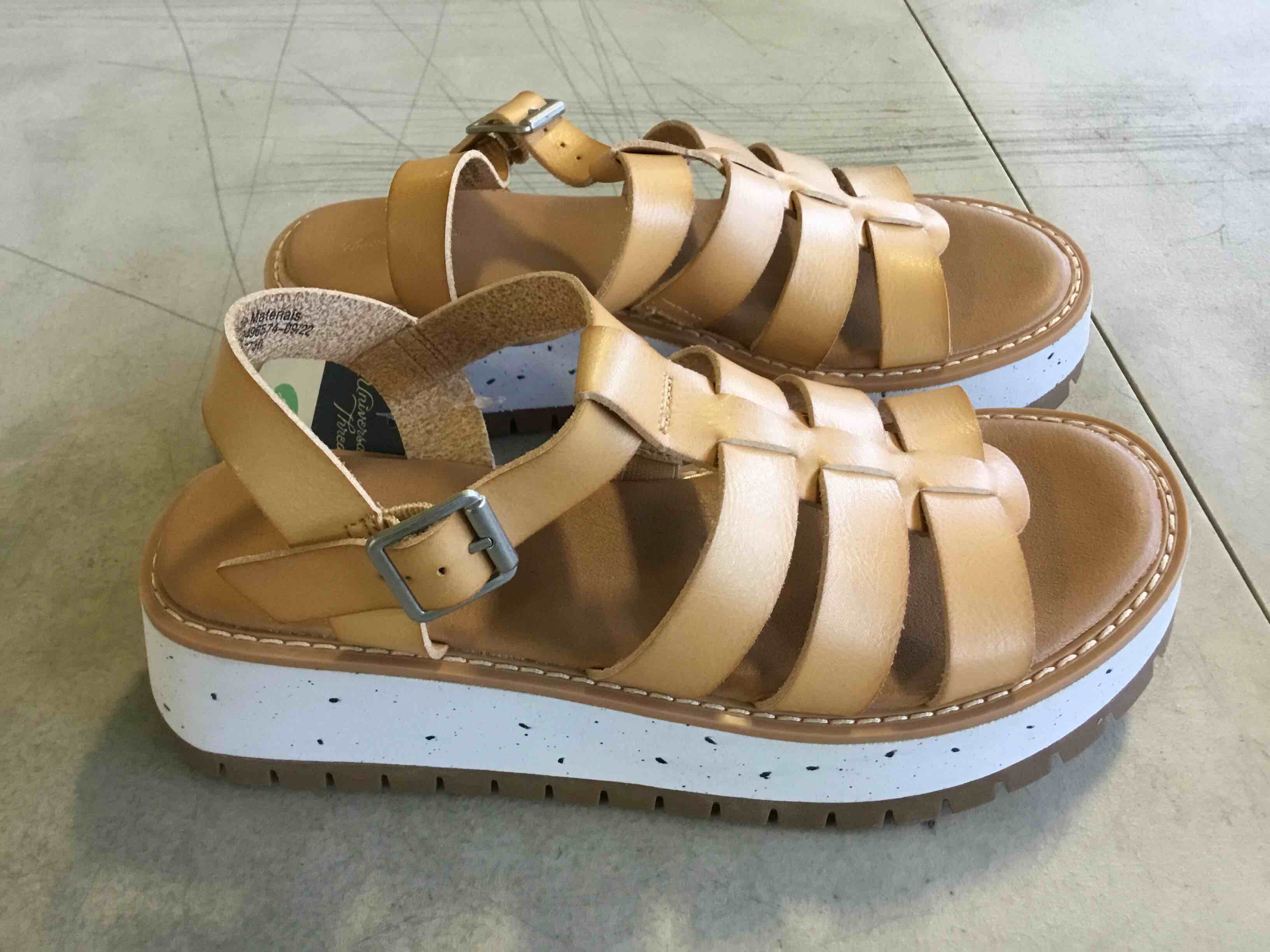 Women's Justine Platform Sandals - Universal Thread™ Tan, Size 8.5