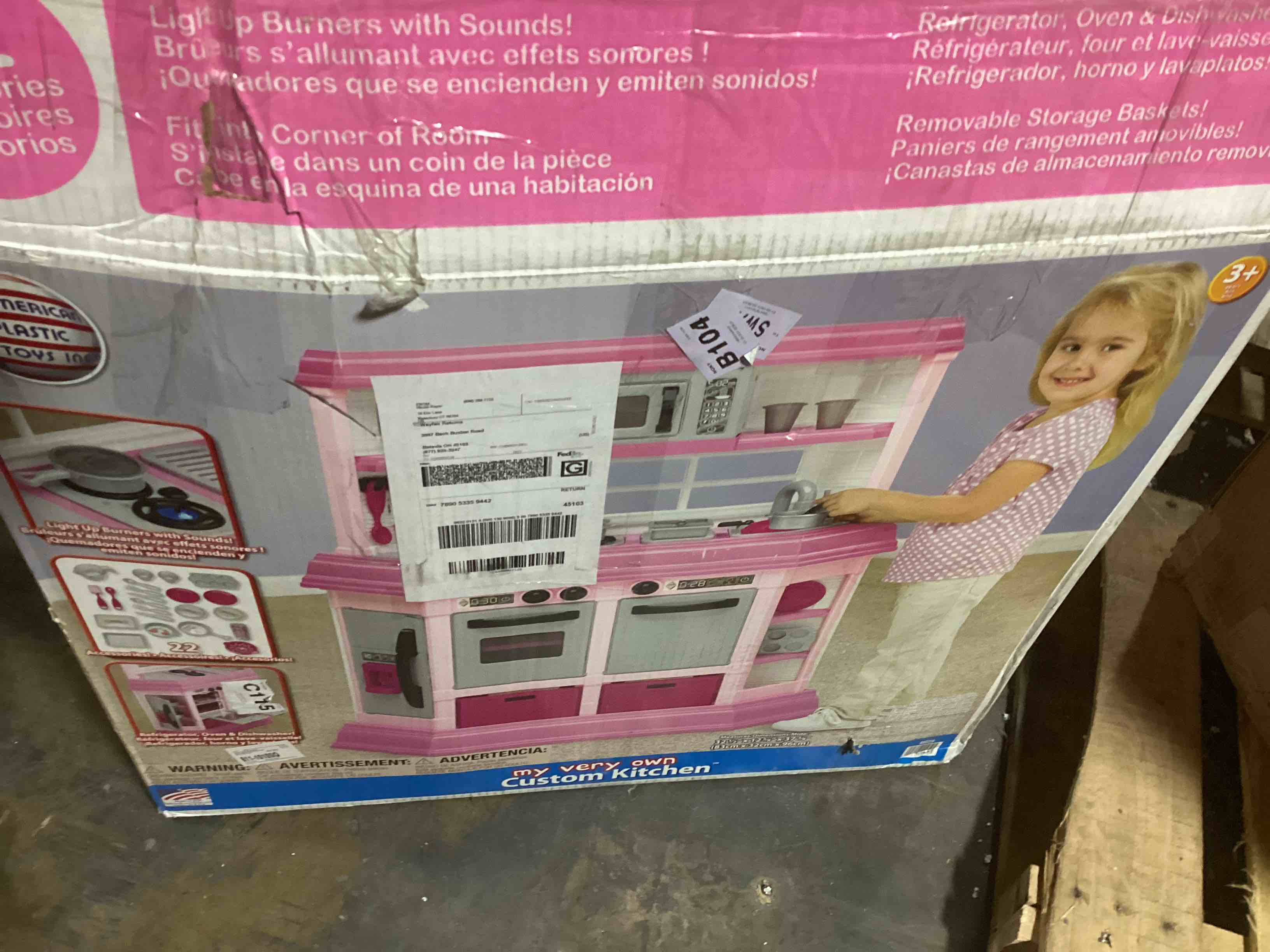https://s3.amazonaws.com/lotting-images-prod/bidfta/BLU5108204_1706883482911.jpeg