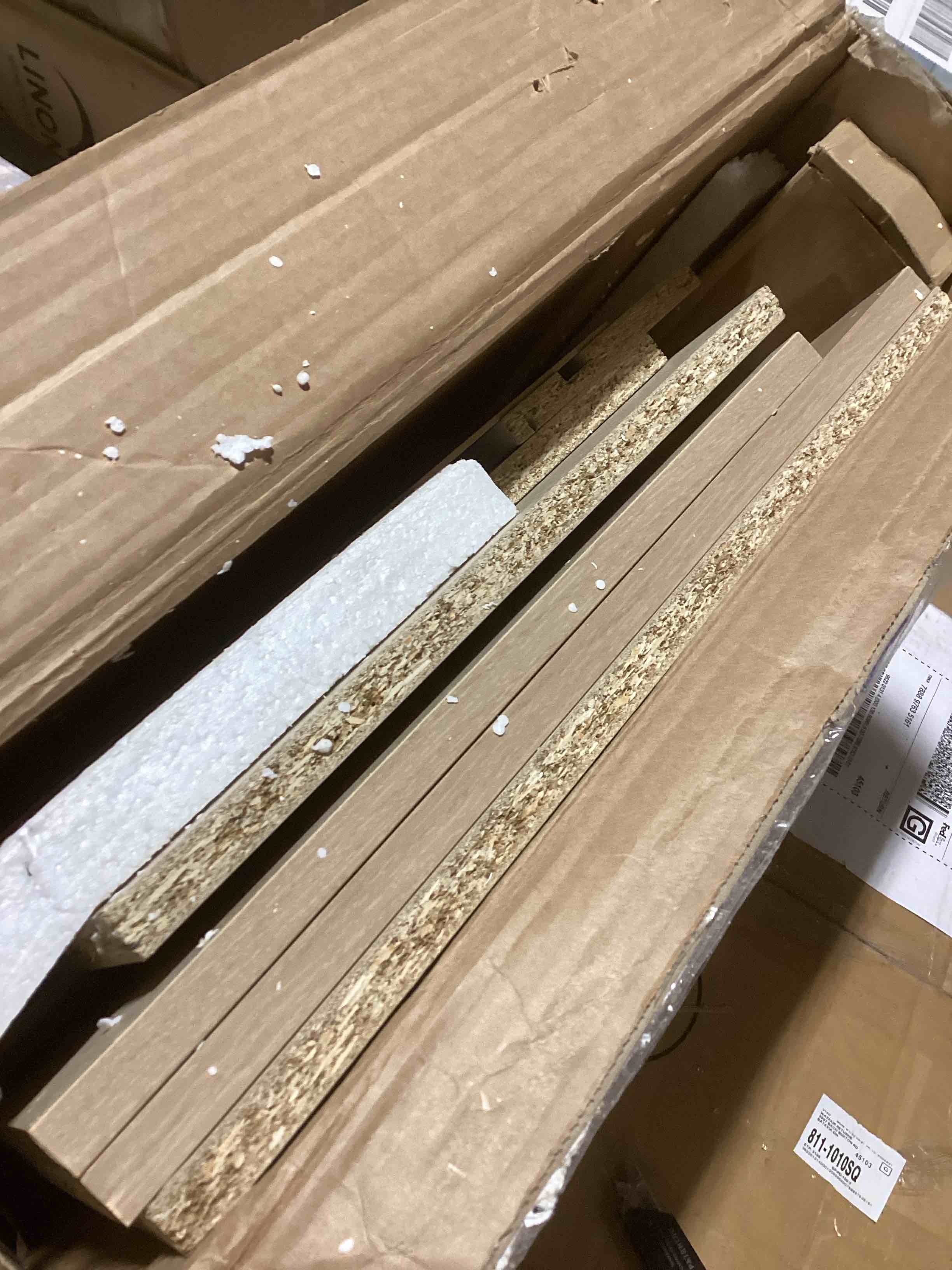 https://s3.amazonaws.com/lotting-images-prod/bidfta/BLU5108216_1706885375063.jpeg