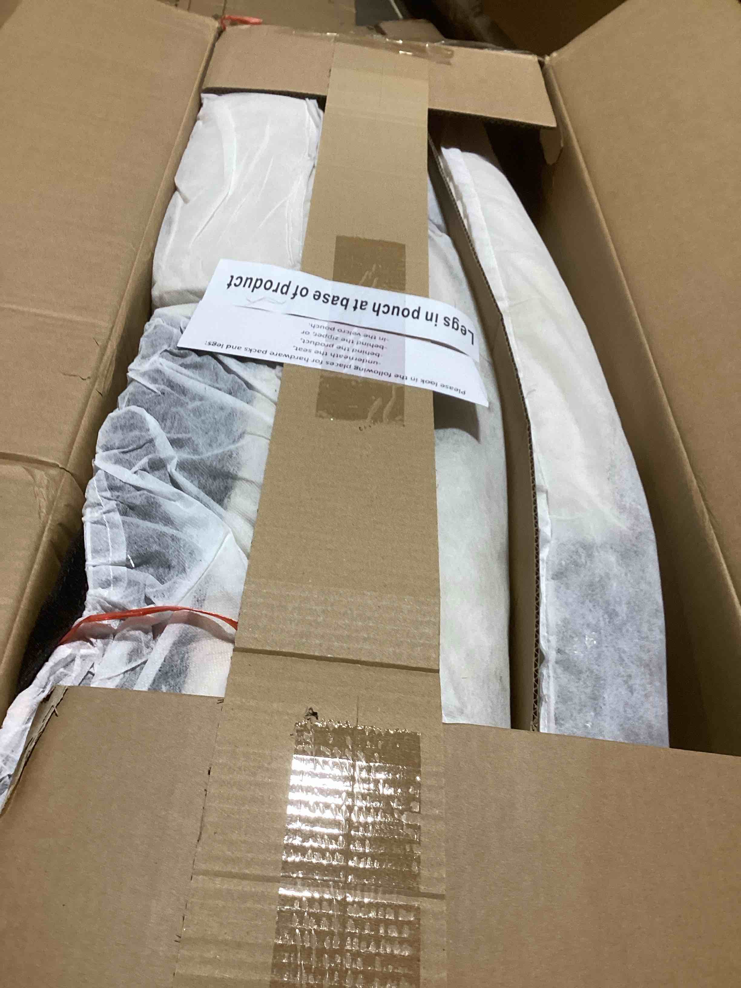 https://s3.amazonaws.com/lotting-images-prod/bidfta/BLU5108218_1706885636504.jpeg