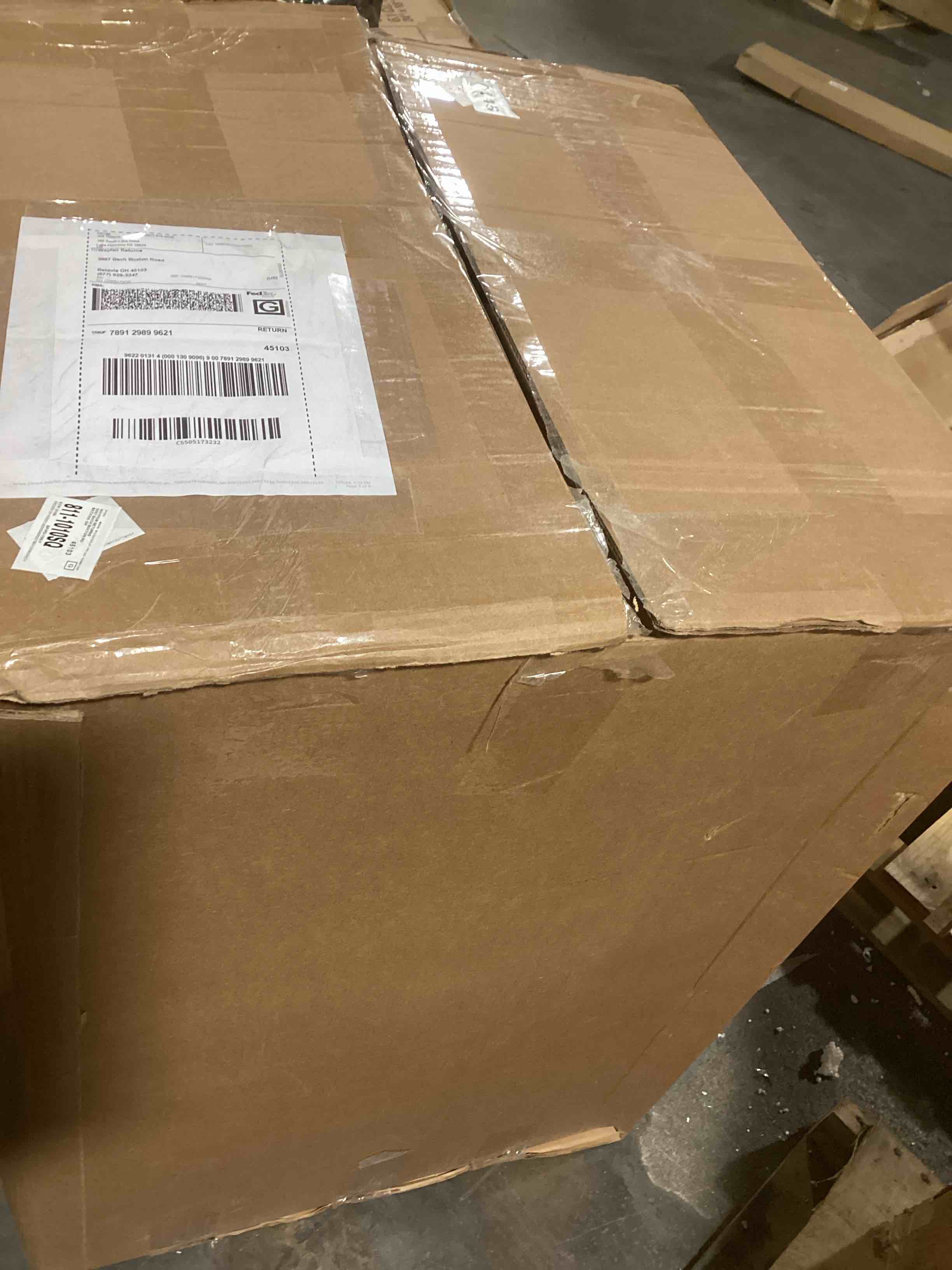 https://s3.amazonaws.com/lotting-images-prod/bidfta/BLU5108220_1706883303298.jpeg