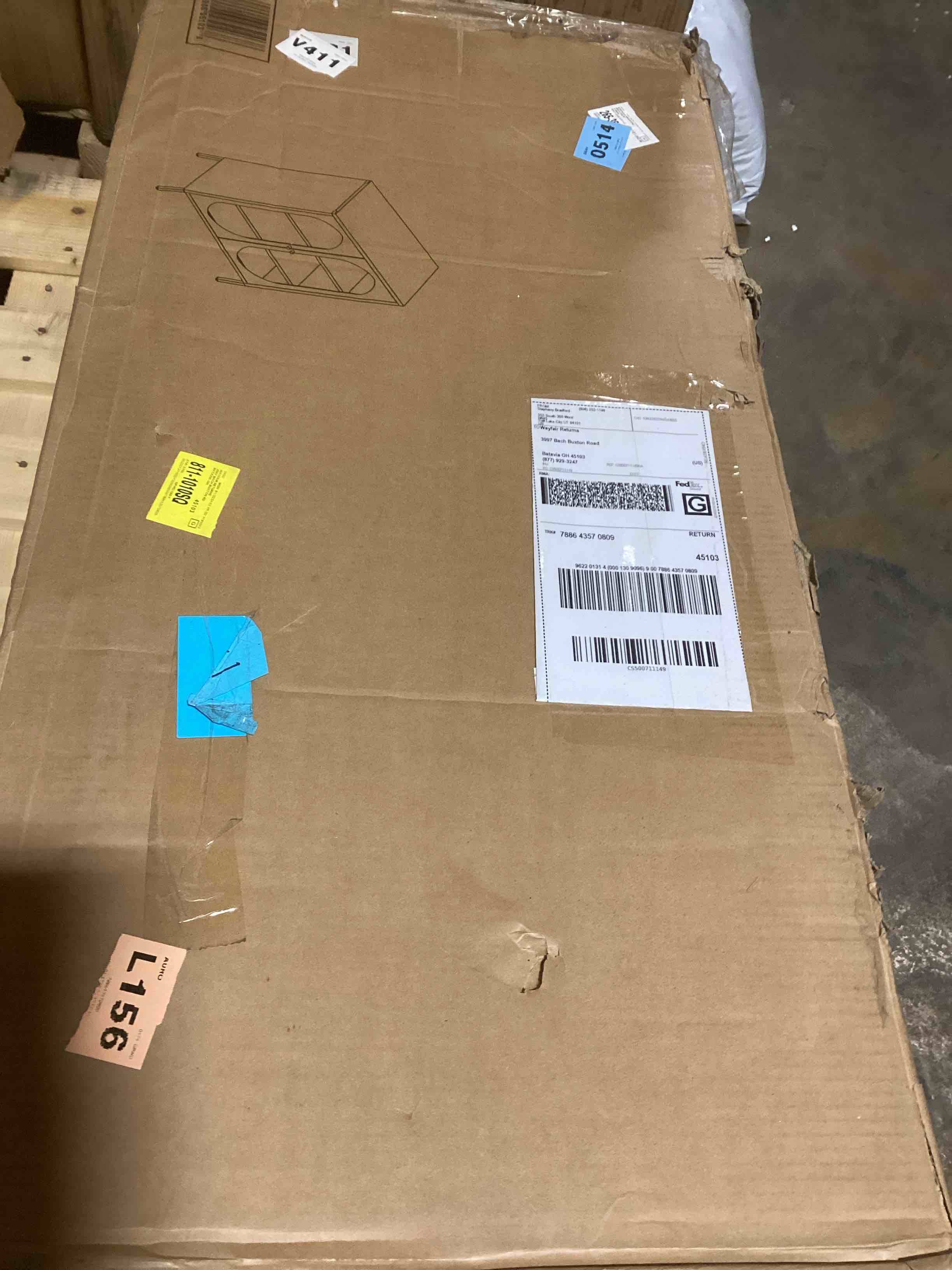 https://s3.amazonaws.com/lotting-images-prod/bidfta/BLU5108263_1706898081502.jpeg