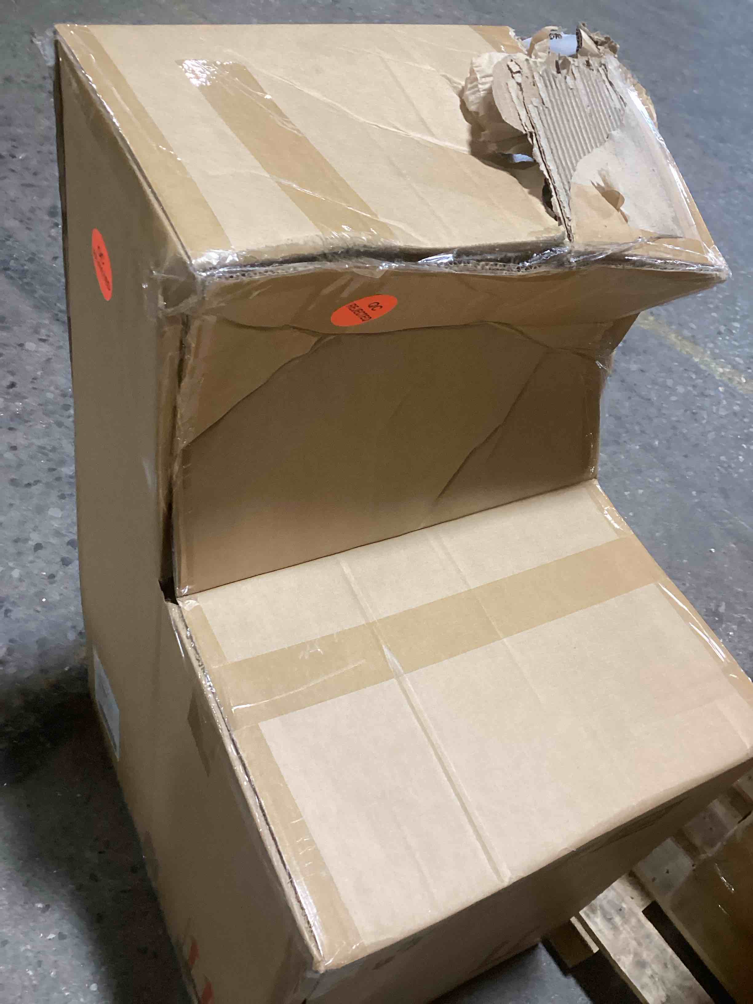 https://s3.amazonaws.com/lotting-images-prod/bidfta/BLU5108480_1707227964549.jpeg