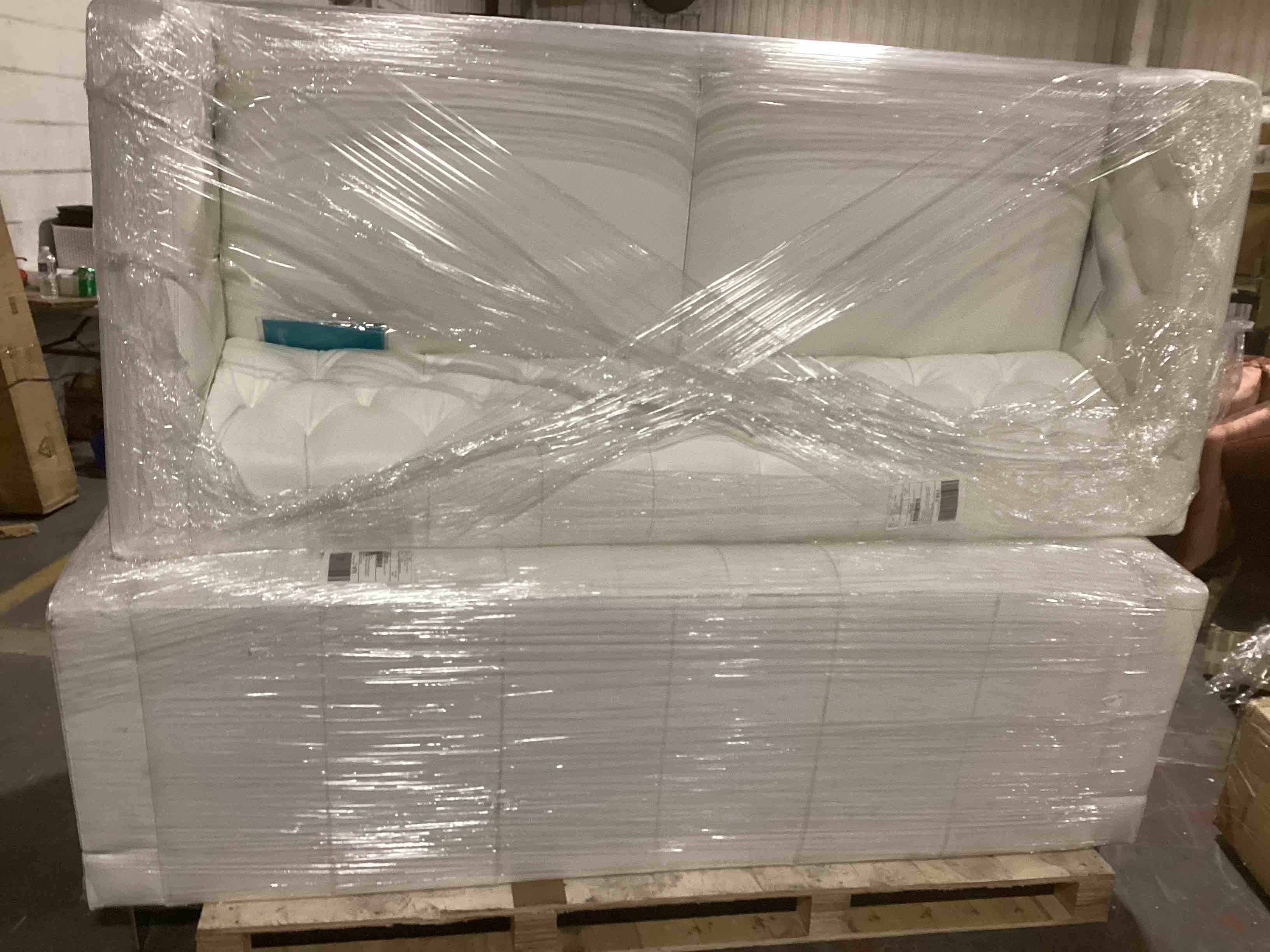 https://s3.amazonaws.com/lotting-images-prod/bidfta/BLU5108573_1707311055984.jpeg