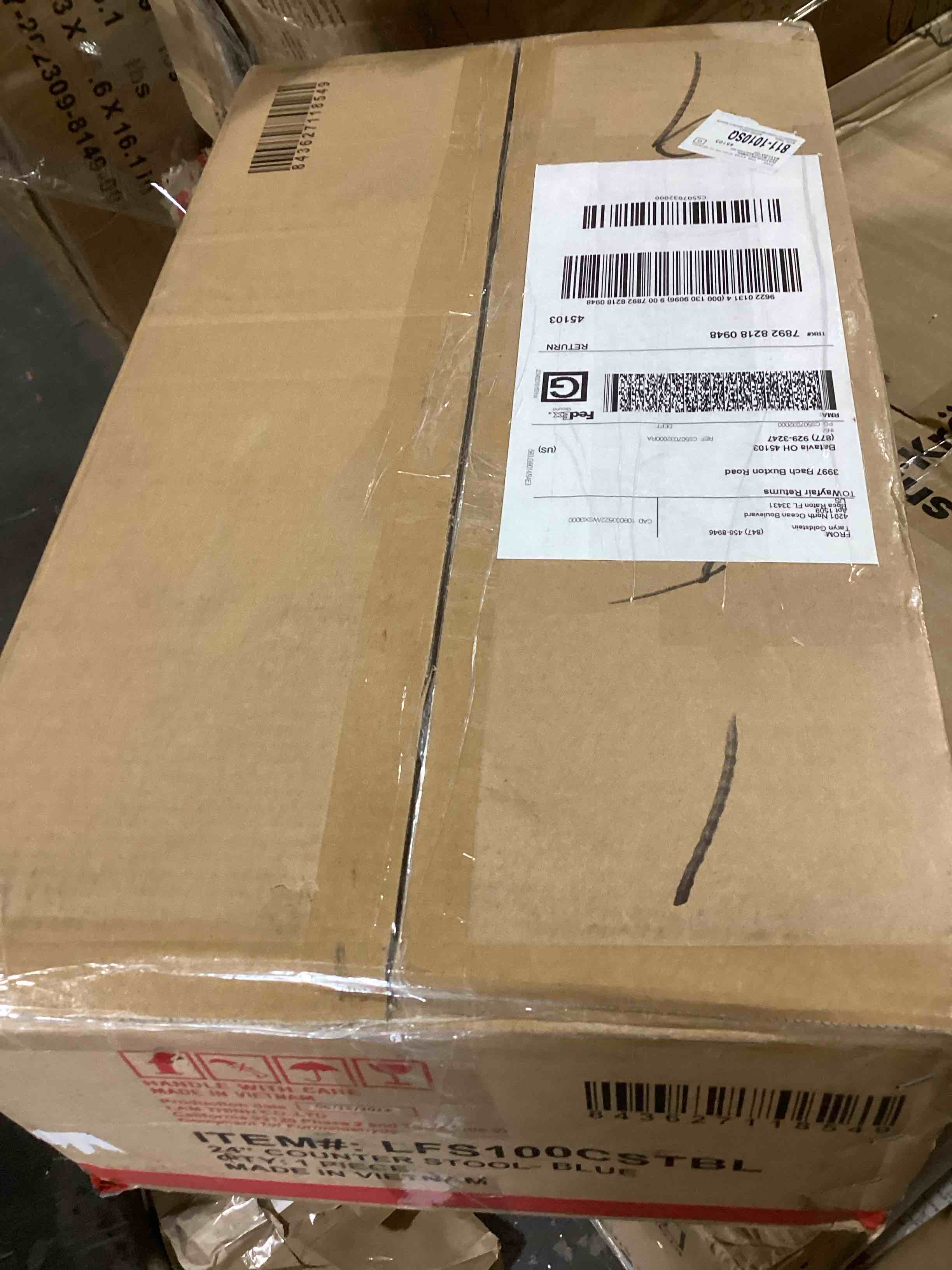 https://s3.amazonaws.com/lotting-images-prod/bidfta/BLU5109034_1707583556283.jpeg