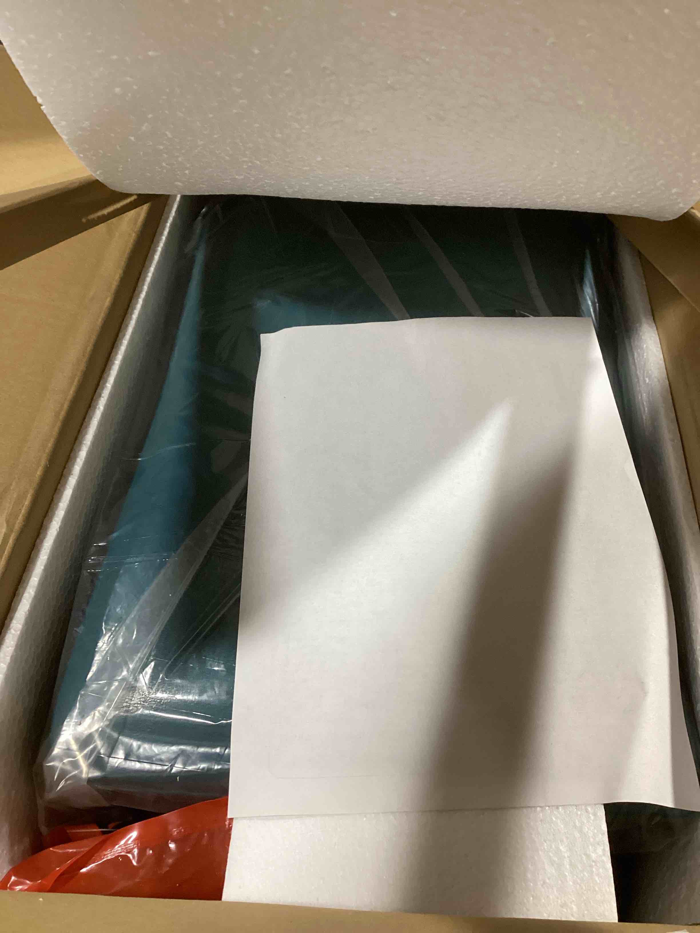 https://s3.amazonaws.com/lotting-images-prod/bidfta/BLU5109034_1707583573945.jpeg