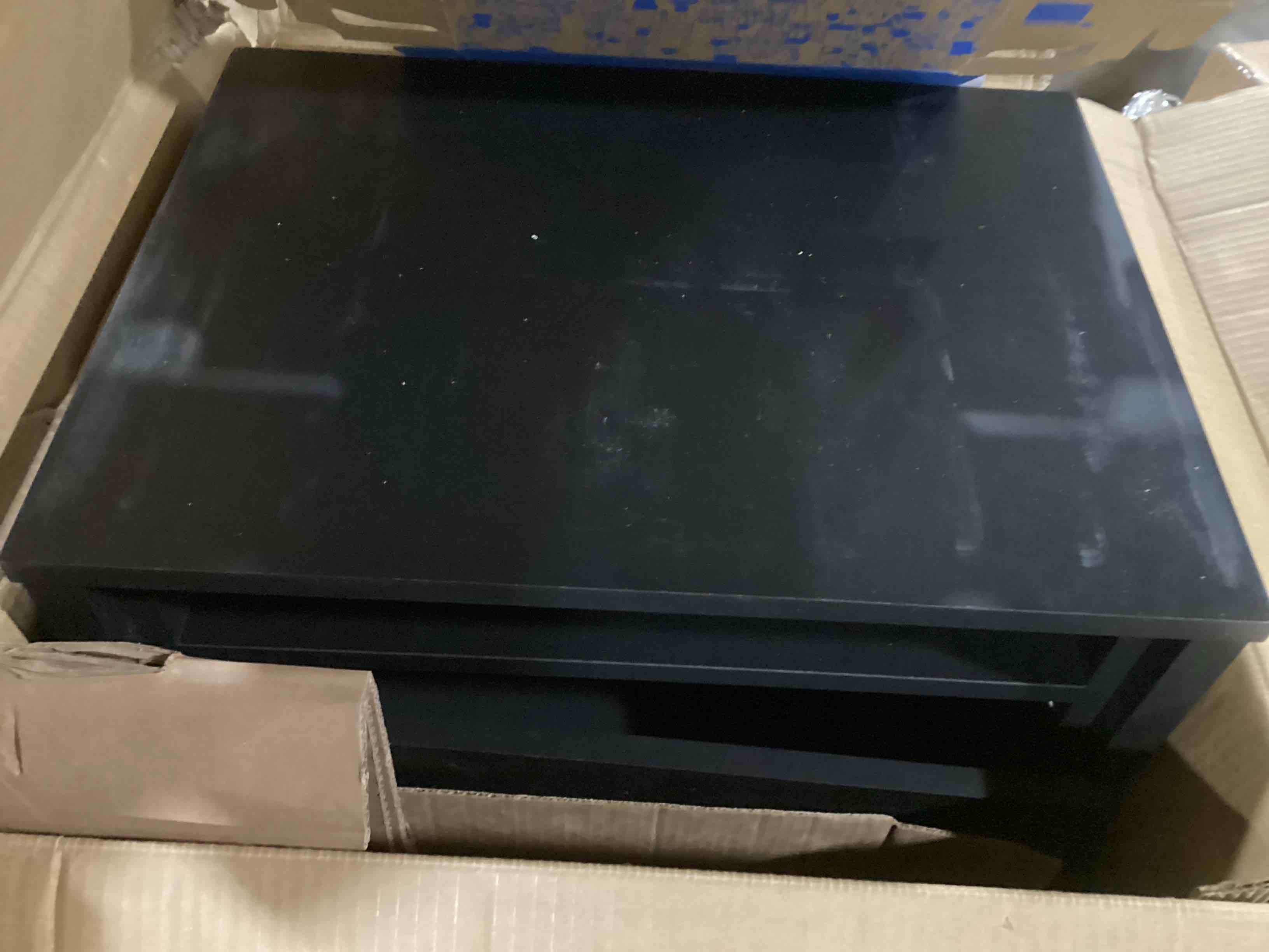 https://s3.amazonaws.com/lotting-images-prod/bidfta/BLU5109163_1707765912656.jpeg