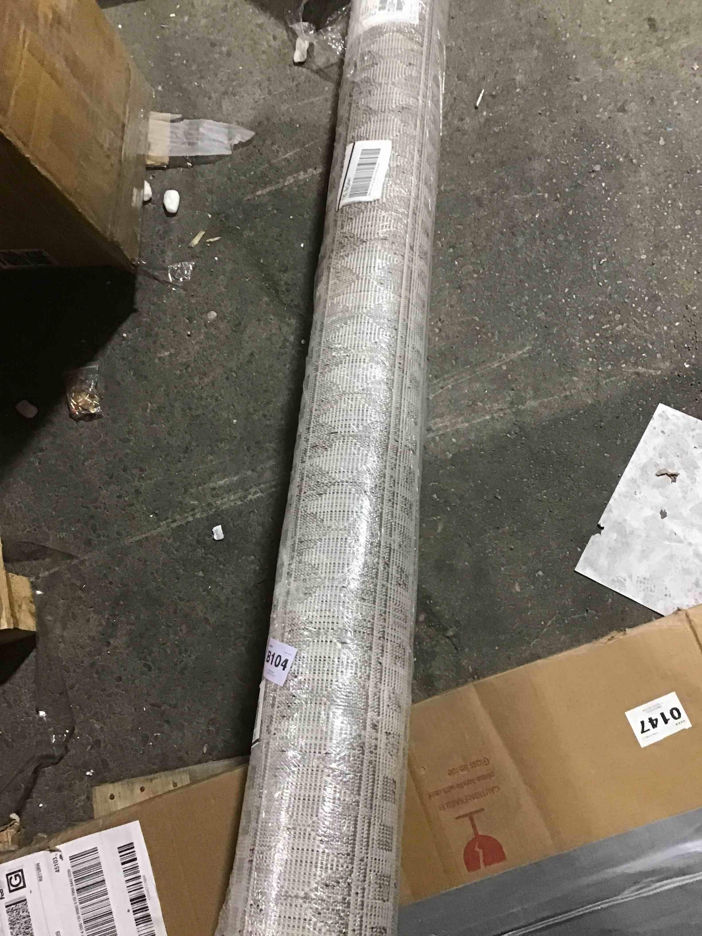 https://s3.amazonaws.com/lotting-images-prod/bidfta/BLU5109478_1706620293101.jpeg