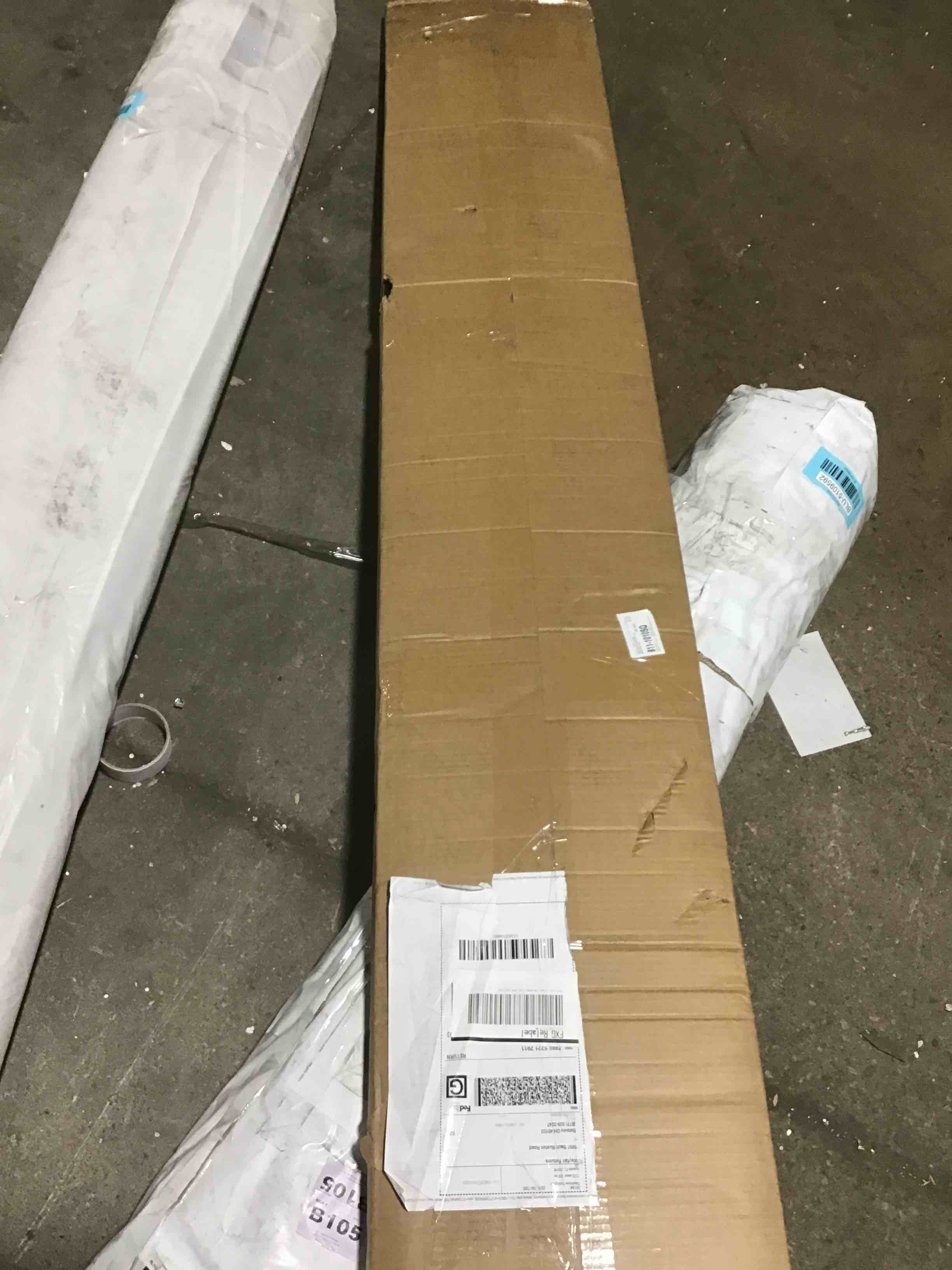 https://s3.amazonaws.com/lotting-images-prod/bidfta/BLU5109594_1706710608145.jpeg