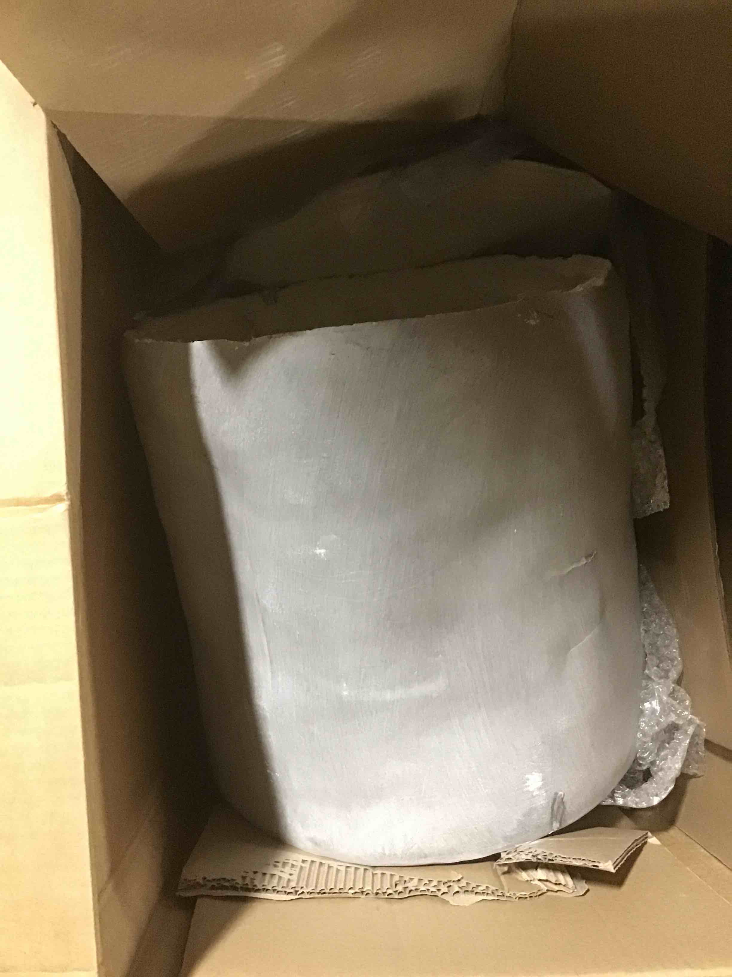 https://s3.amazonaws.com/lotting-images-prod/bidfta/BLU5109781_1706821475781.jpeg
