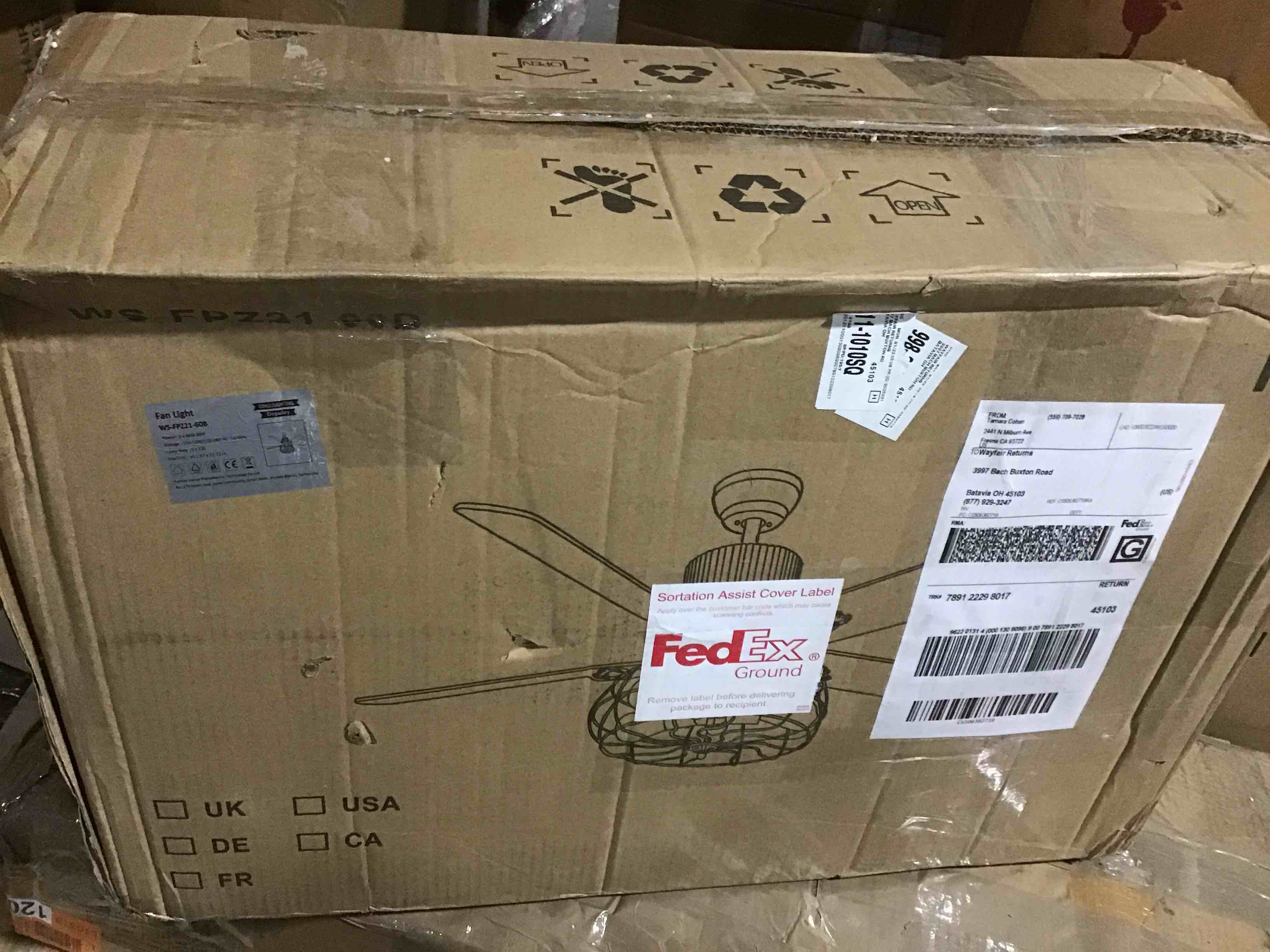 https://s3.amazonaws.com/lotting-images-prod/bidfta/BLU5109858_1706898279252.jpeg