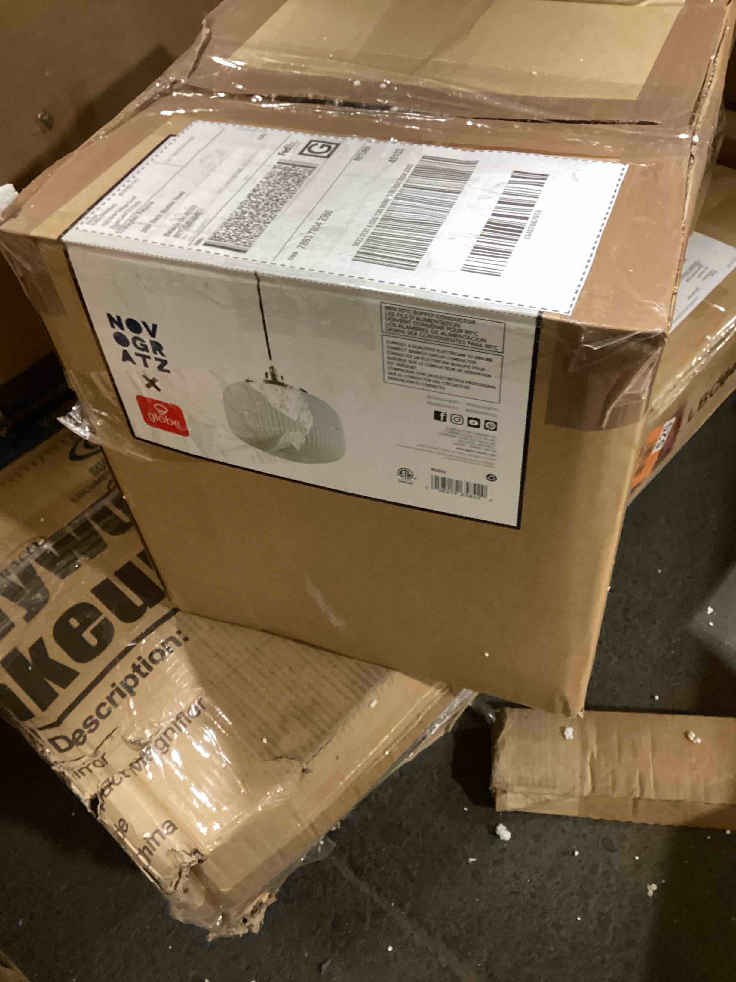 https://s3.amazonaws.com/lotting-images-prod/bidfta/BLU5110373_1707414557038.jpeg