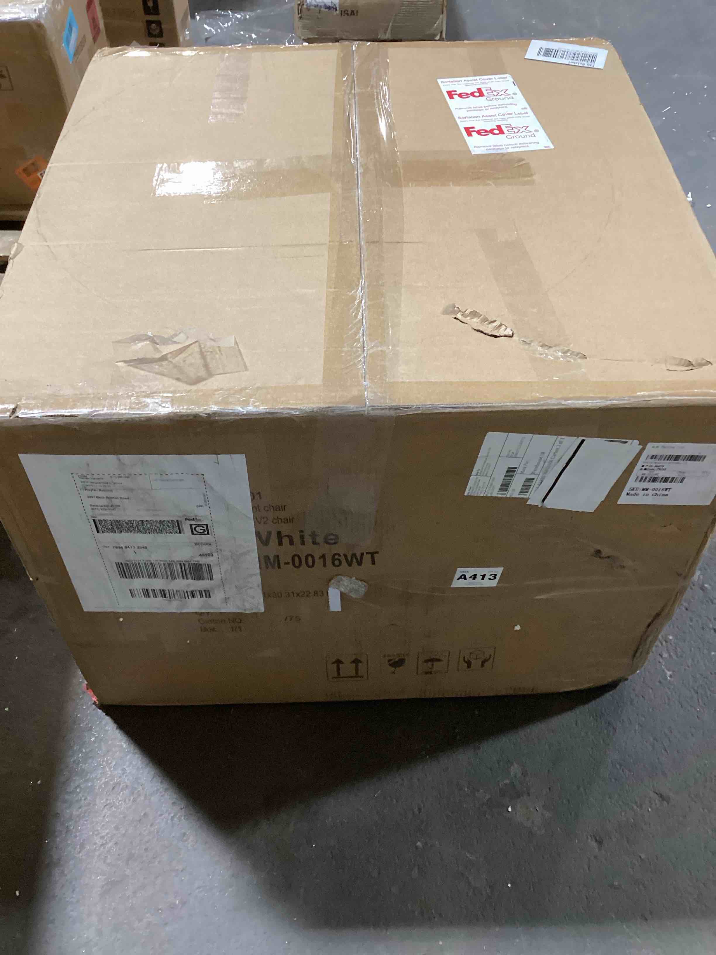 https://s3.amazonaws.com/lotting-images-prod/bidfta/BLU5110397_1707418547468.jpeg