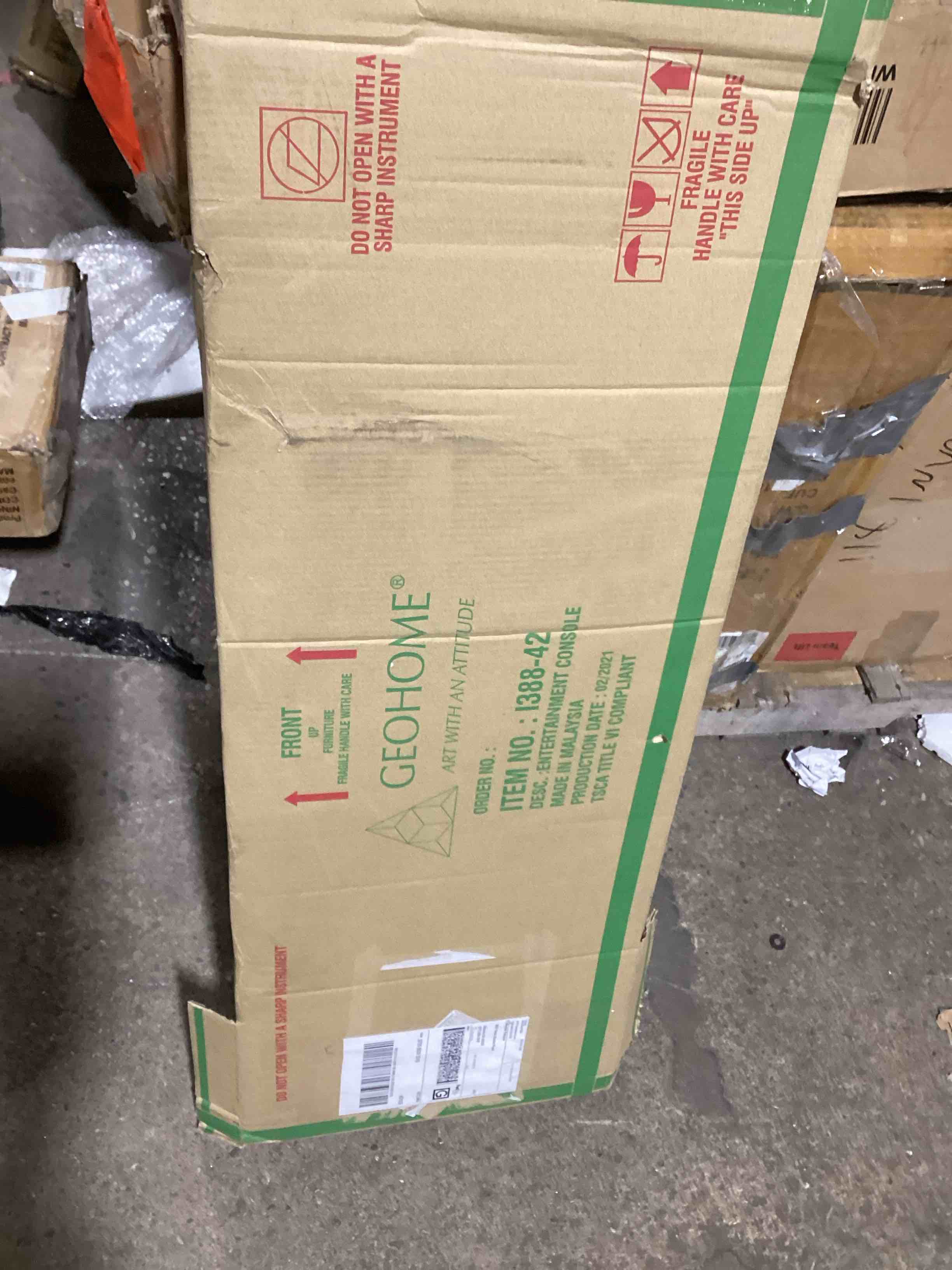 https://s3.amazonaws.com/lotting-images-prod/bidfta/BLU5110902_1707852453941.jpeg