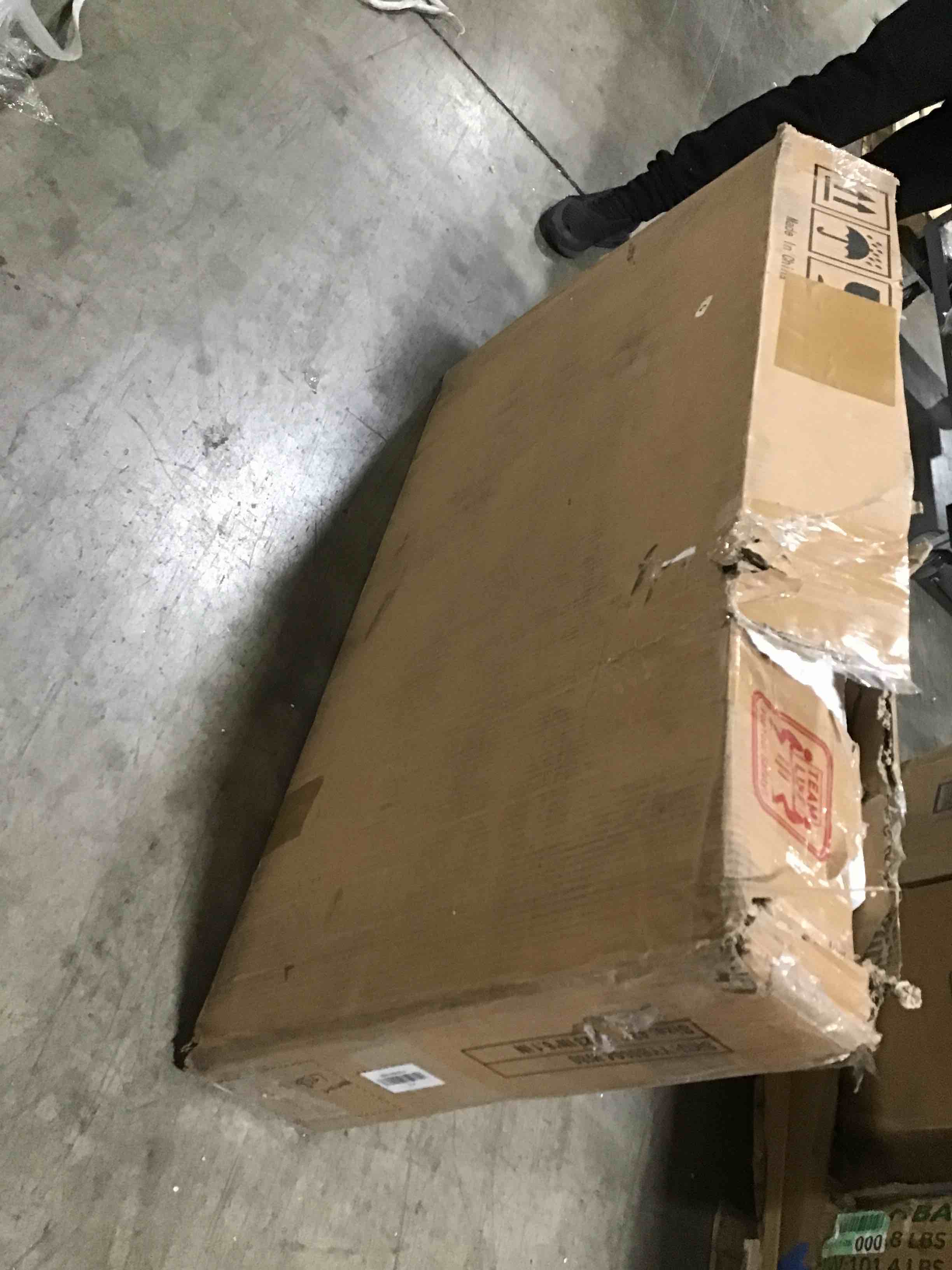 https://s3.amazonaws.com/lotting-images-prod/bidfta/BLU5111470_1707839654242.jpeg