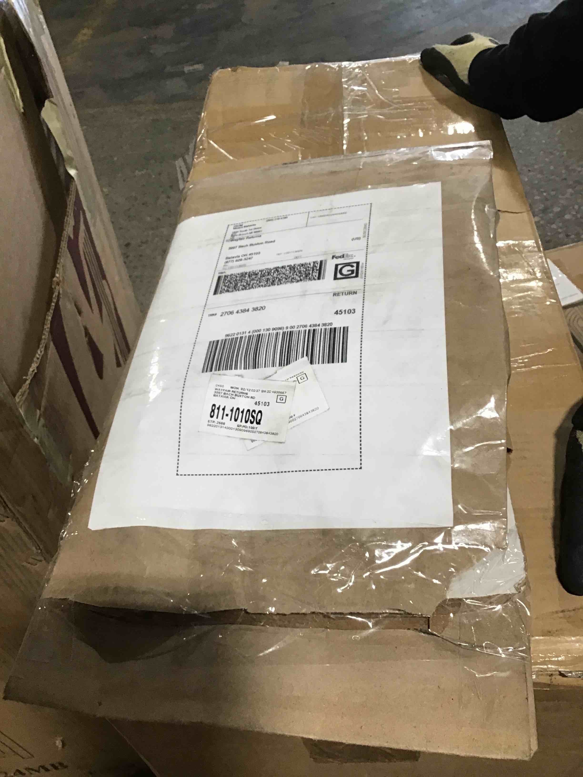 https://s3.amazonaws.com/lotting-images-prod/bidfta/BLU5111951_1708371991469.jpeg