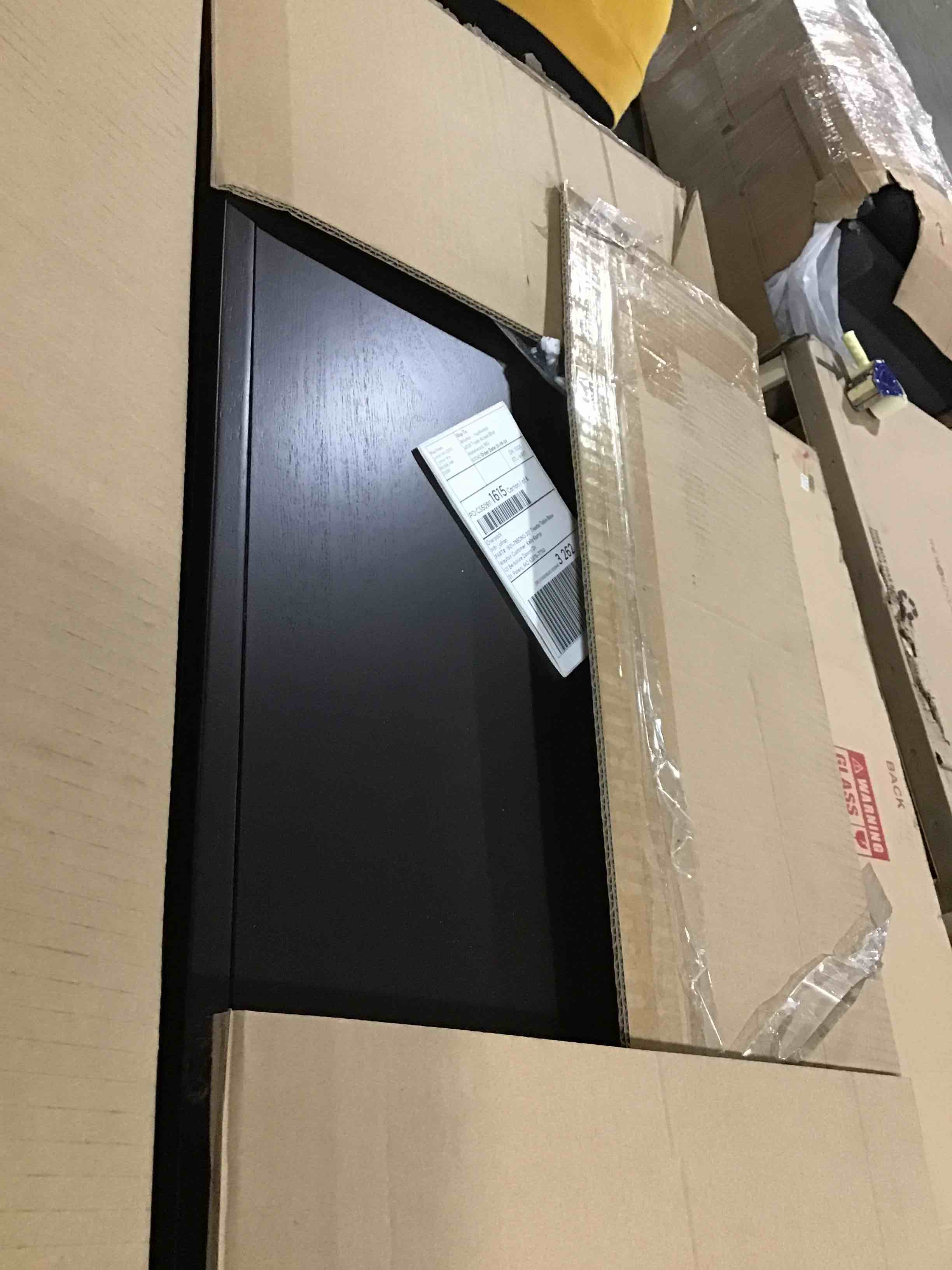 https://s3.amazonaws.com/lotting-images-prod/bidfta/BLU5112216_1708619395315.jpeg
