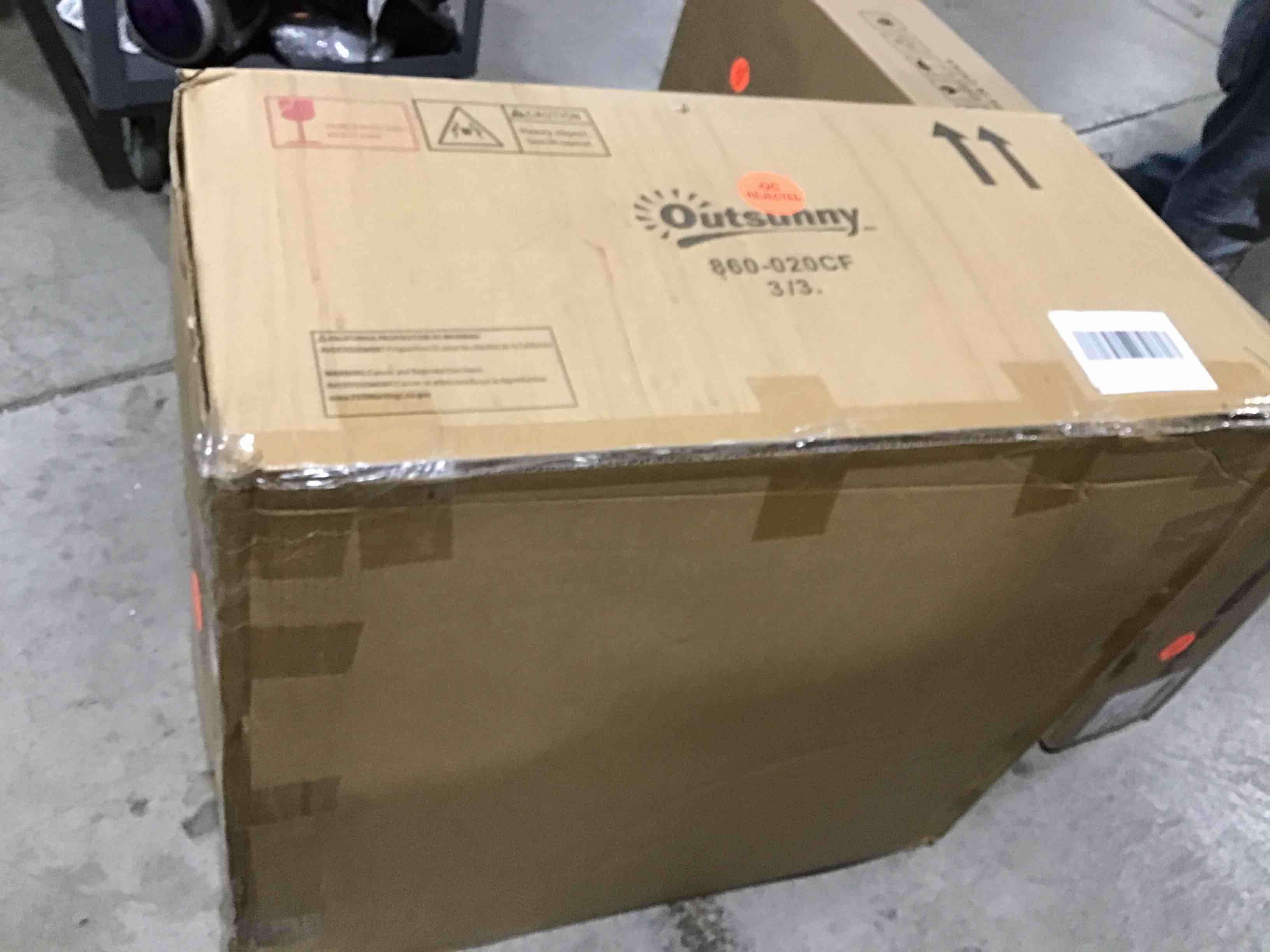 https://s3.amazonaws.com/lotting-images-prod/bidfta/BLU5112251_1708630036736.jpeg
