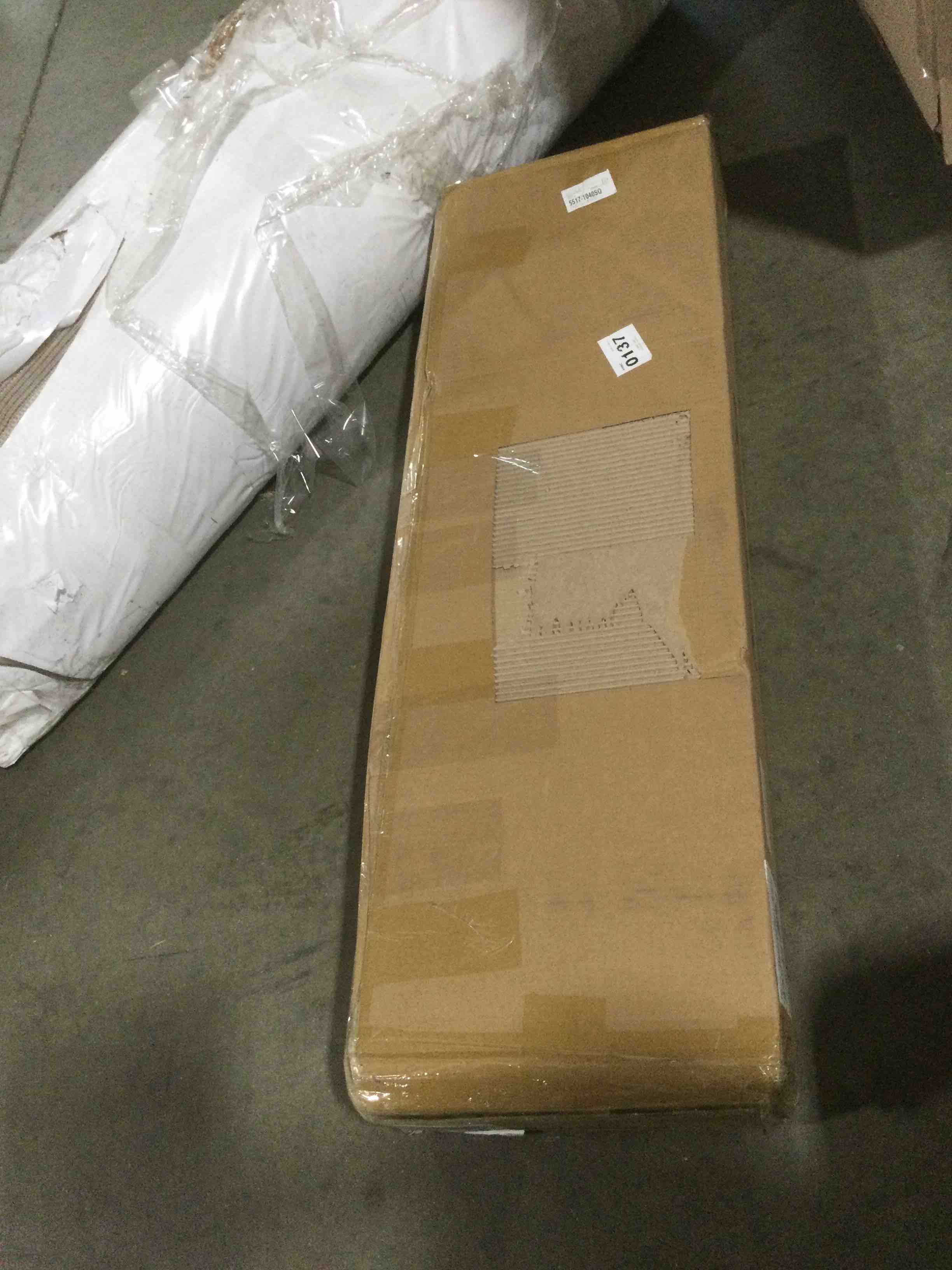 https://s3.amazonaws.com/lotting-images-prod/bidfta/BLU5112369_1708982516334.jpeg