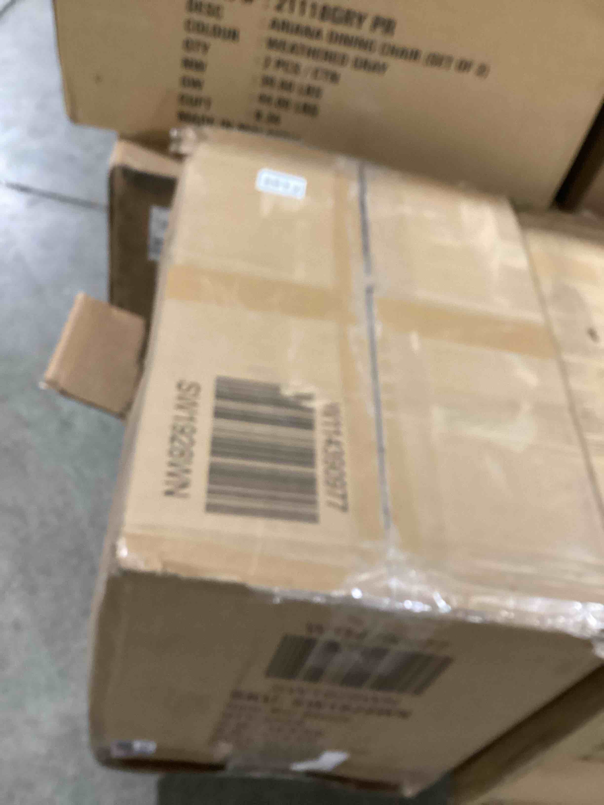 https://s3.amazonaws.com/lotting-images-prod/bidfta/BLU5112781_1706531475381.jpeg