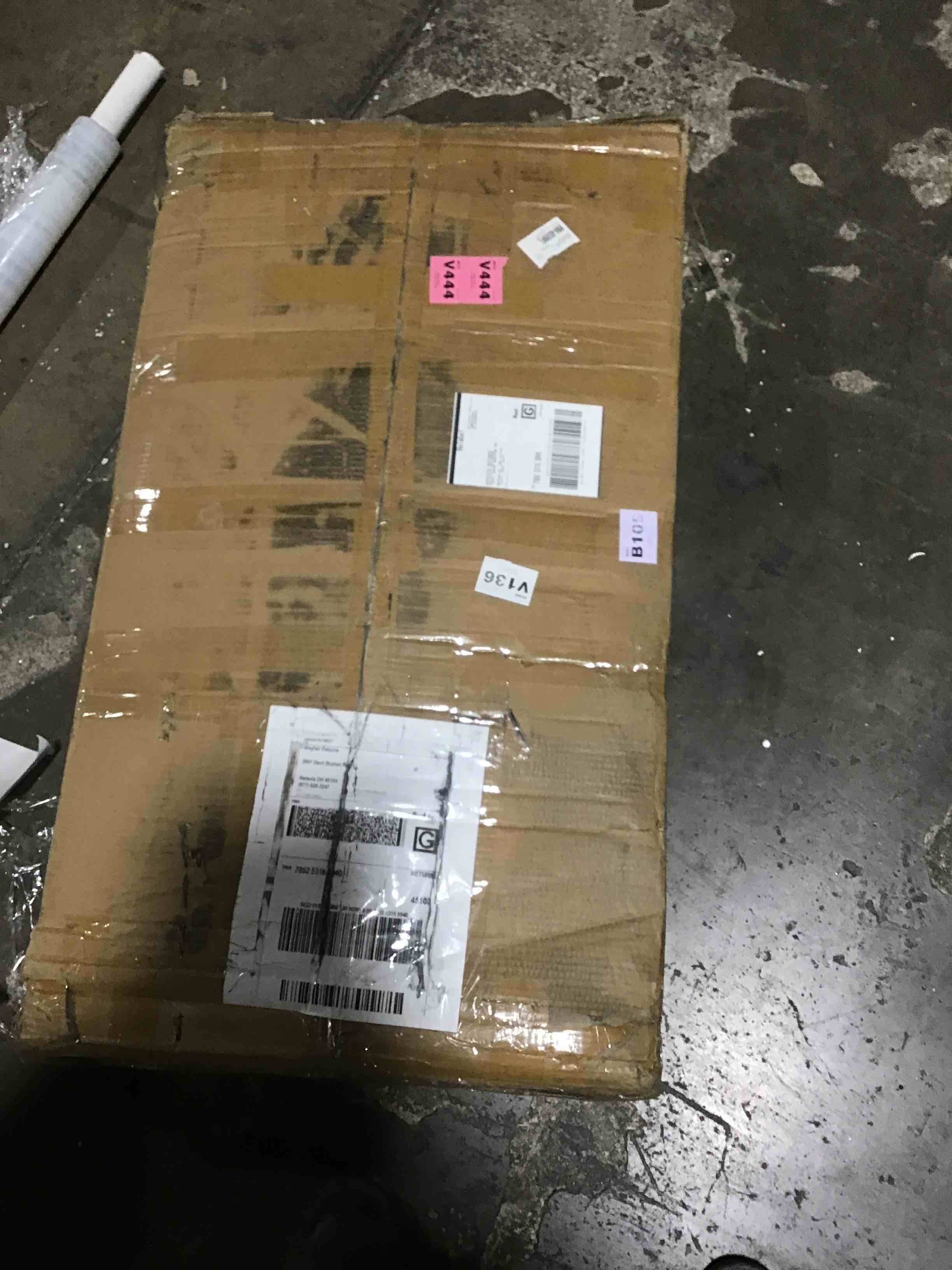 https://s3.amazonaws.com/lotting-images-prod/bidfta/BLU5113132_1706892063190.jpeg