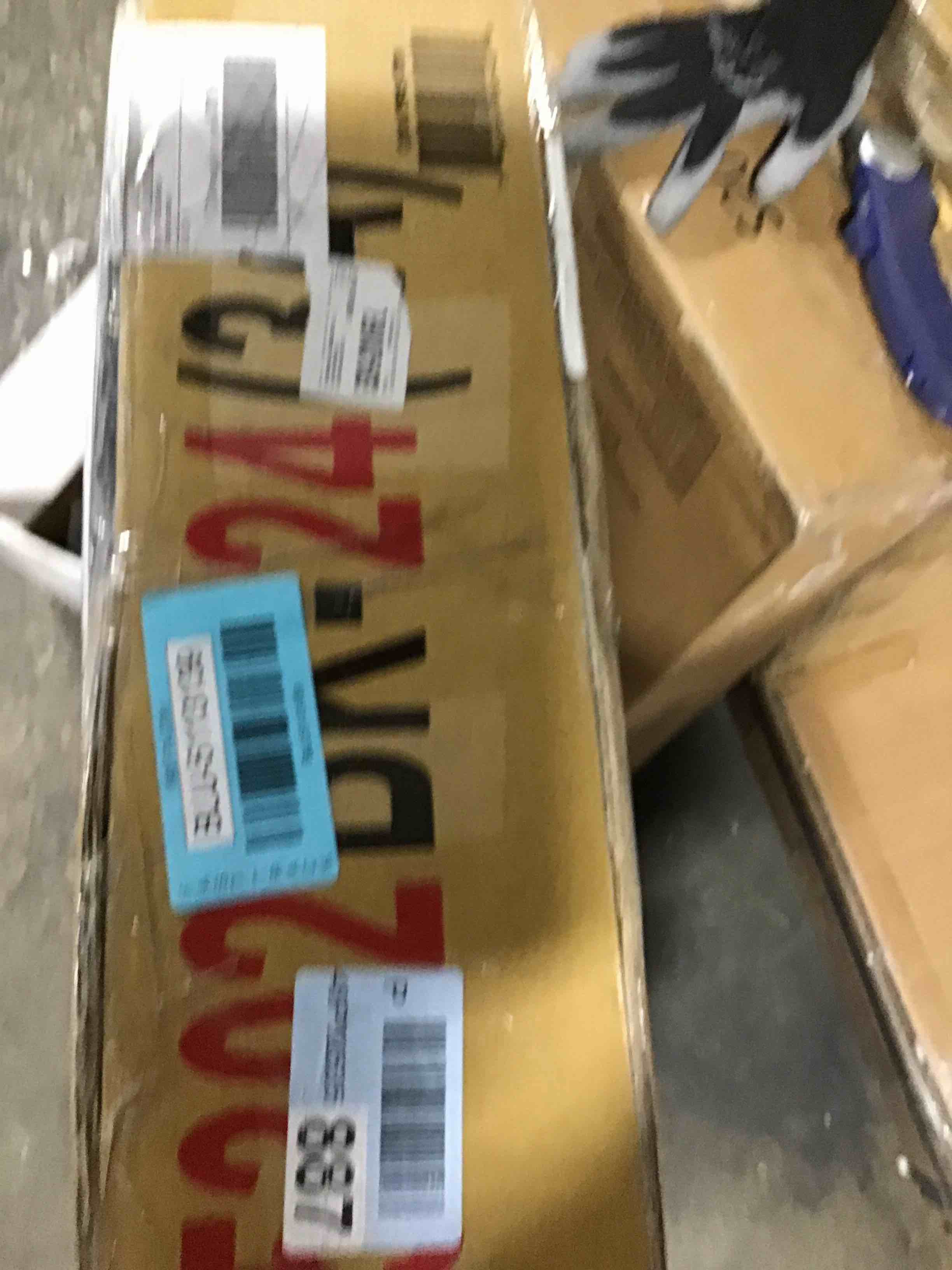 https://s3.amazonaws.com/lotting-images-prod/bidfta/BLU5113139_1706897645601.jpeg