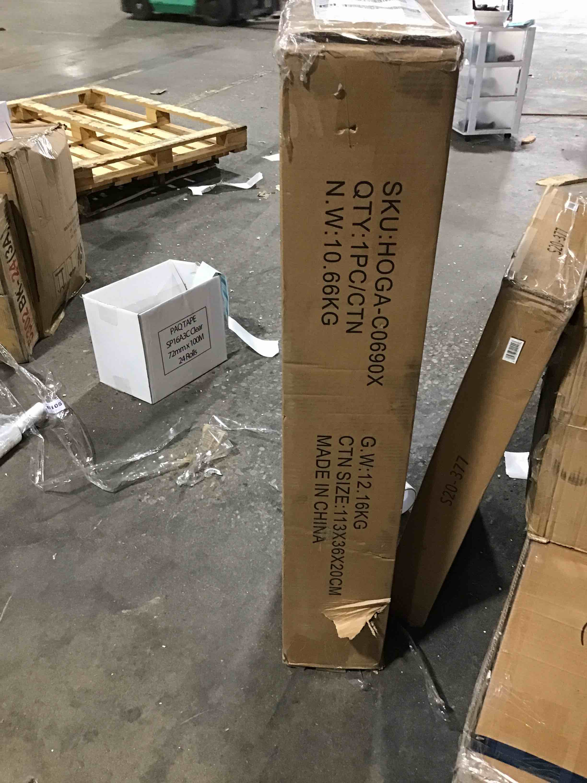 https://s3.amazonaws.com/lotting-images-prod/bidfta/BLU5113142_1706898336224.jpeg