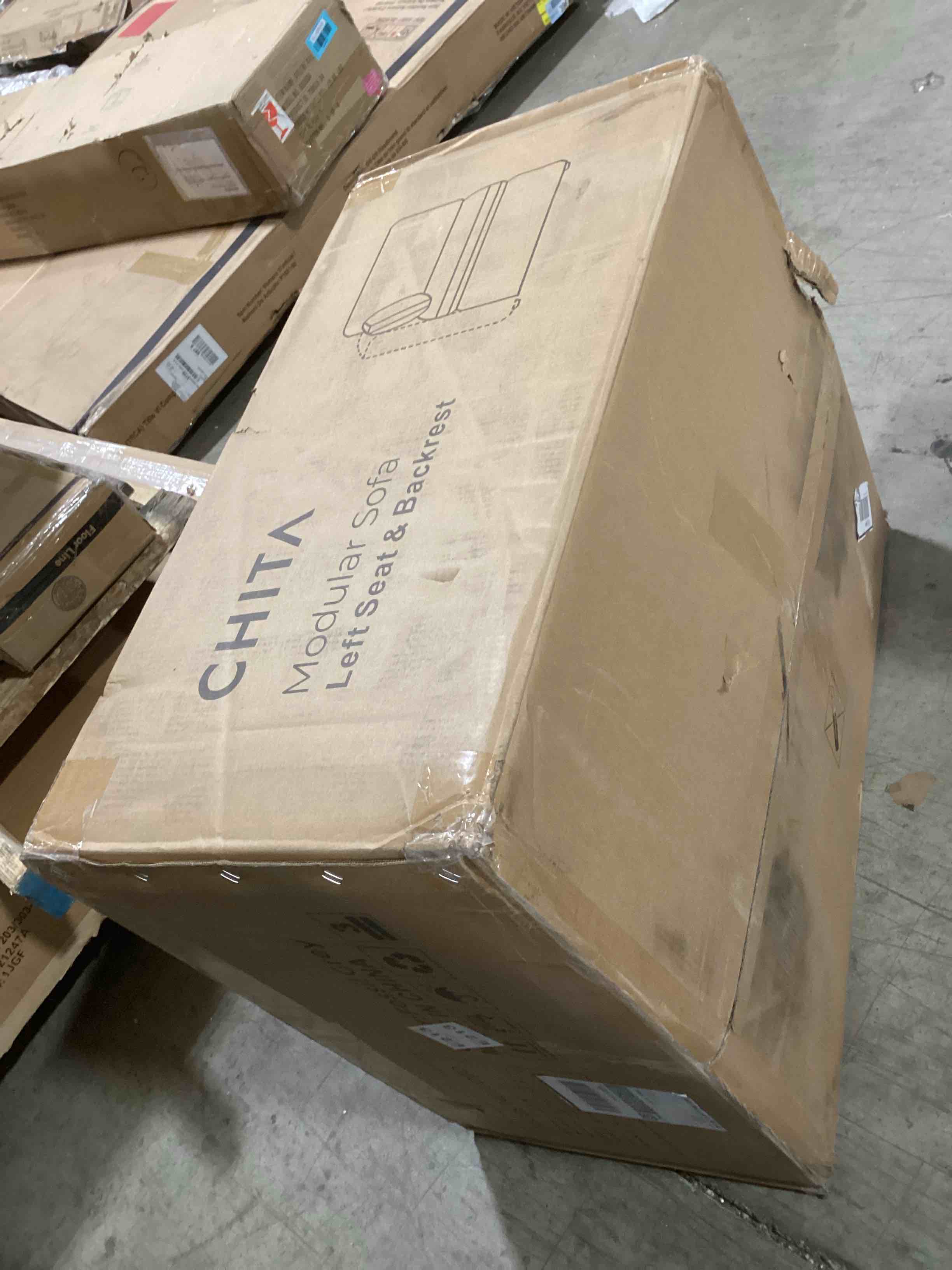 https://s3.amazonaws.com/lotting-images-prod/bidfta/BLU5113442_1707248012728.jpeg
