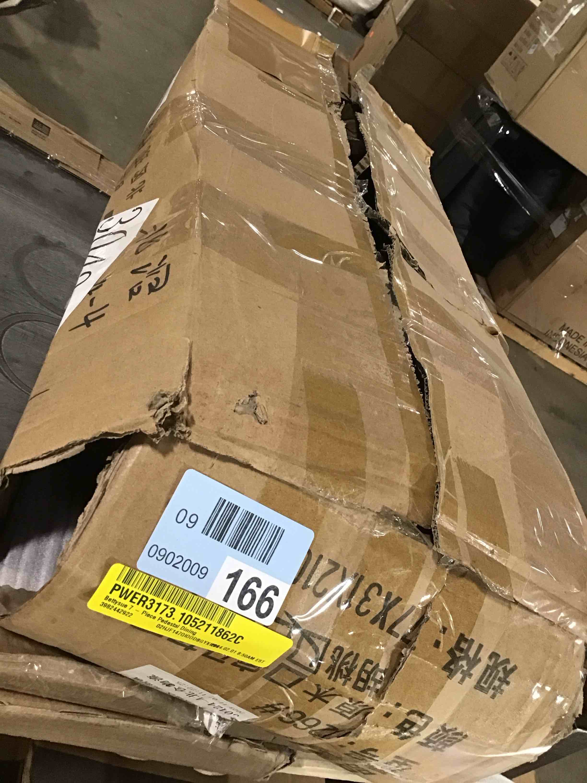 https://s3.amazonaws.com/lotting-images-prod/bidfta/BLU5113657_1707838660418.jpeg