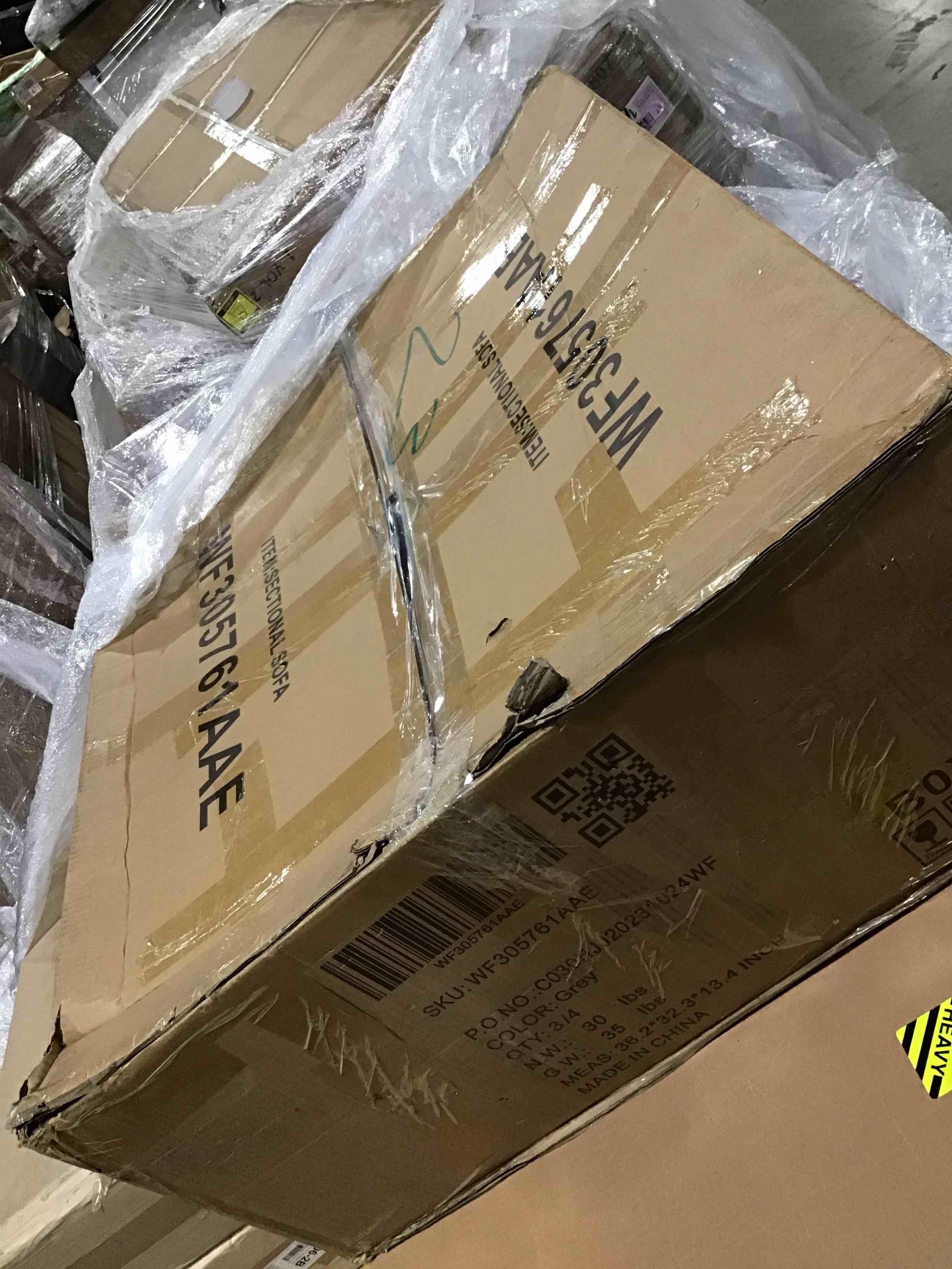 https://s3.amazonaws.com/lotting-images-prod/bidfta/BLU5113797_1708011184173.jpeg