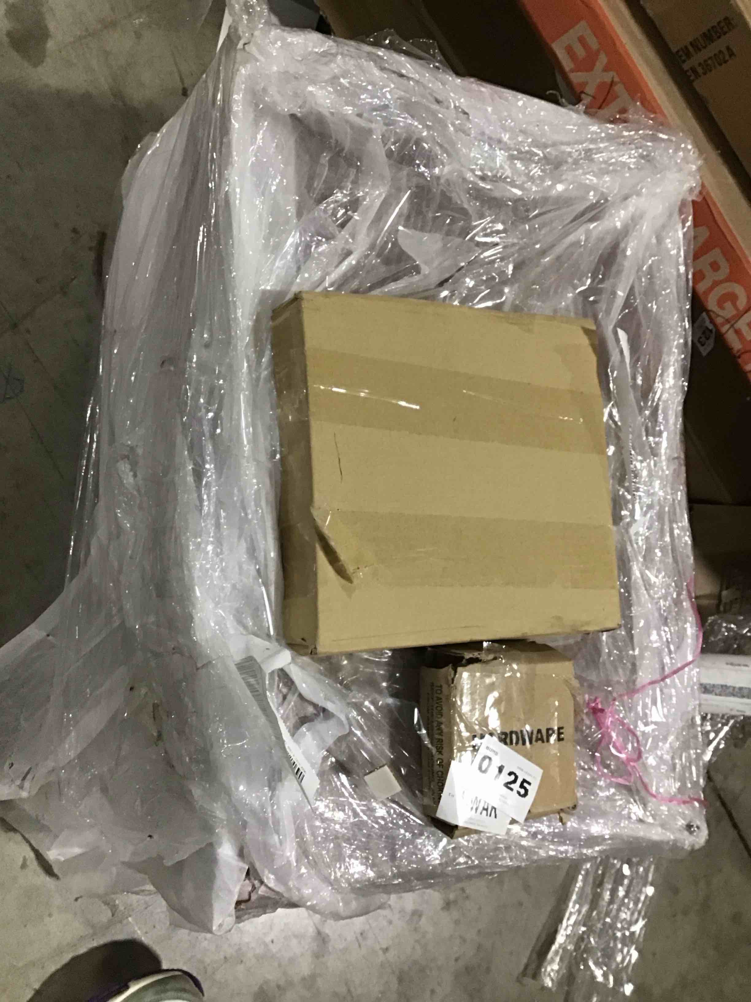 https://s3.amazonaws.com/lotting-images-prod/bidfta/BLU5113859_1708018998561.jpeg