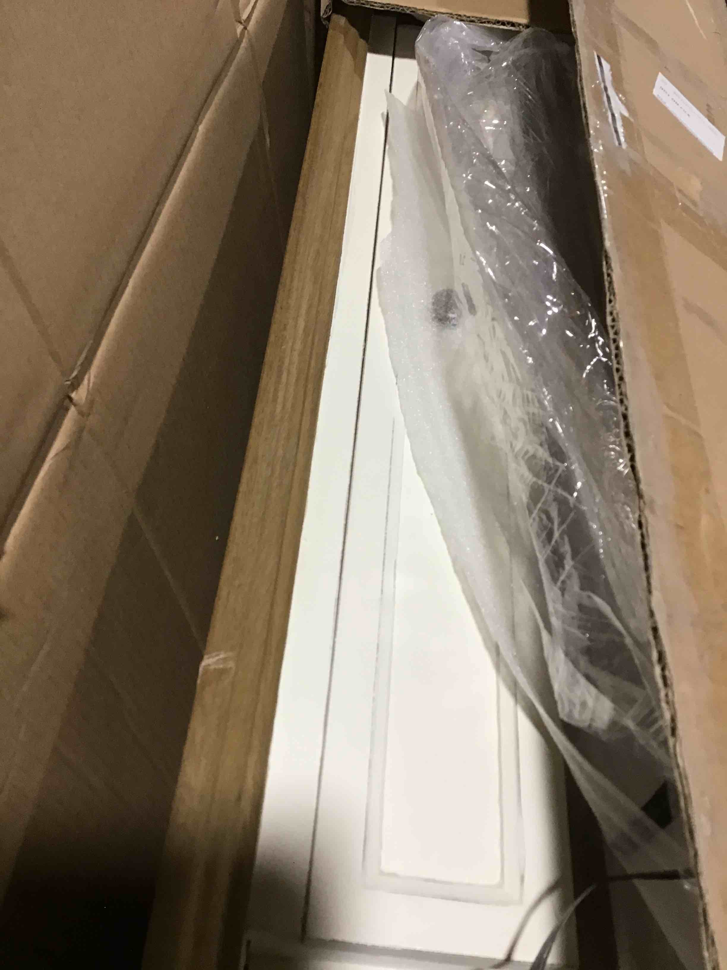 https://s3.amazonaws.com/lotting-images-prod/bidfta/BLU5114381_1707398323970.jpeg