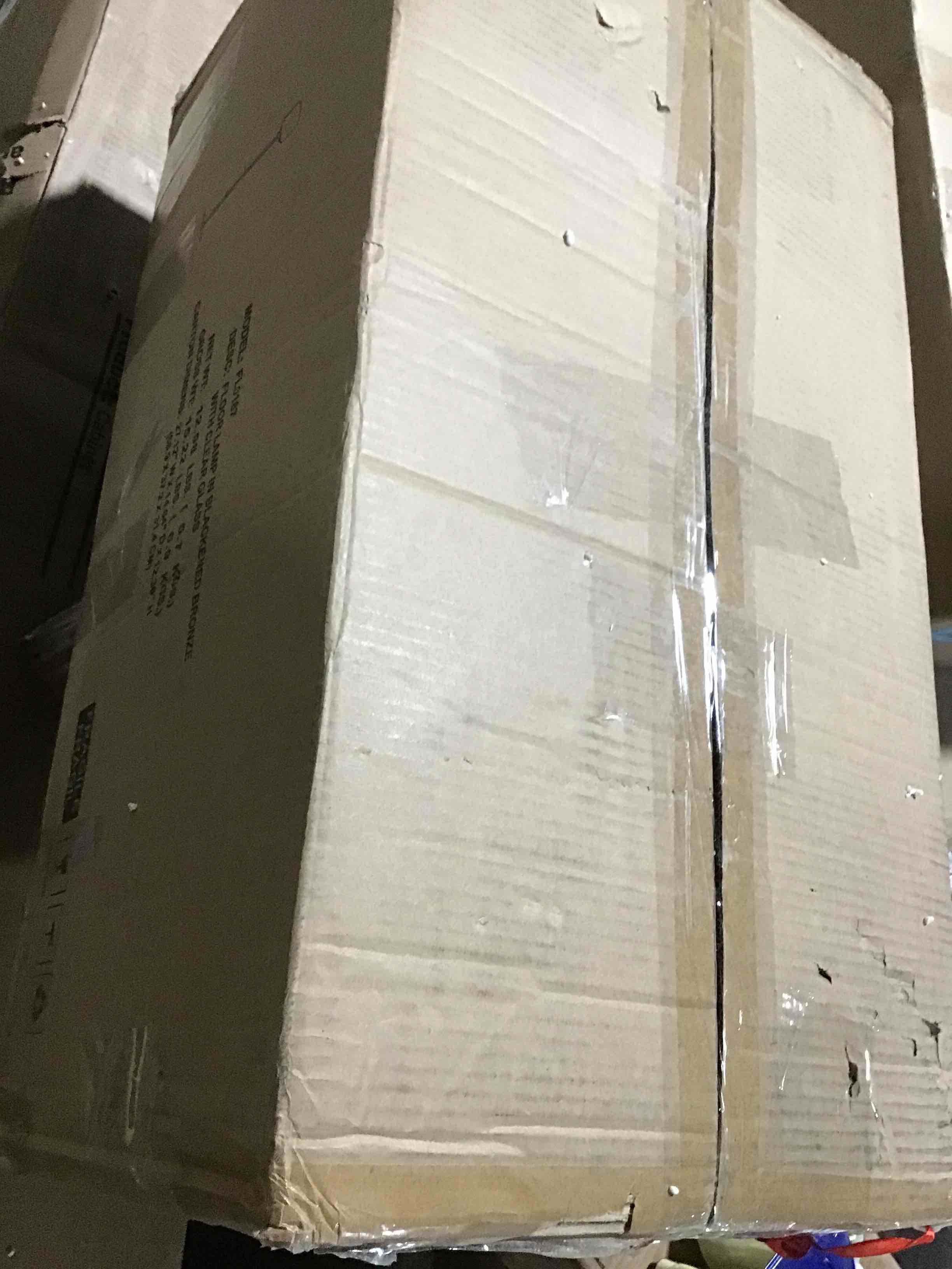 https://s3.amazonaws.com/lotting-images-prod/bidfta/BLU5114583_1707591227941.jpeg