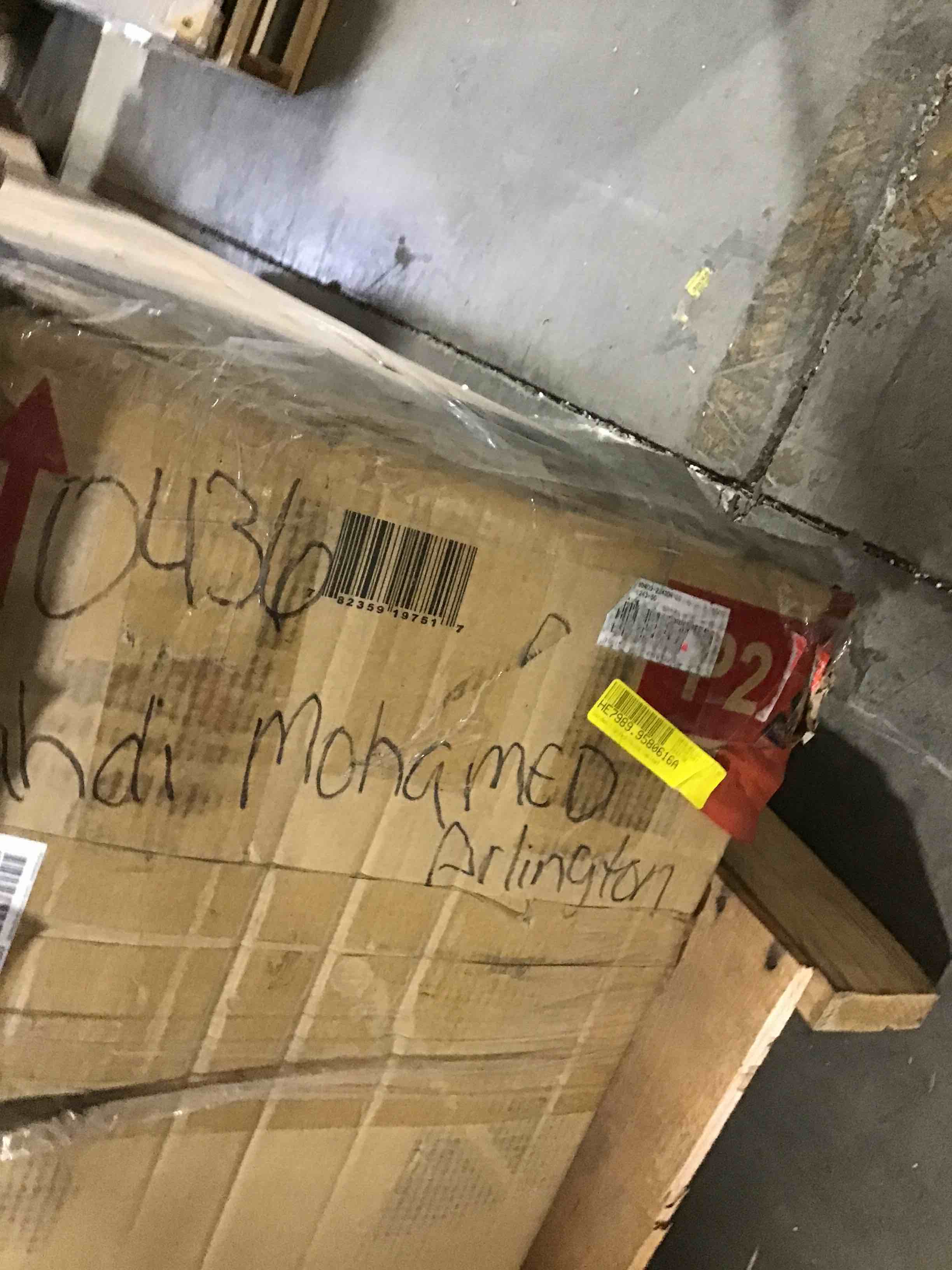 https://s3.amazonaws.com/lotting-images-prod/bidfta/BLU5114887_1708014912883.jpeg
