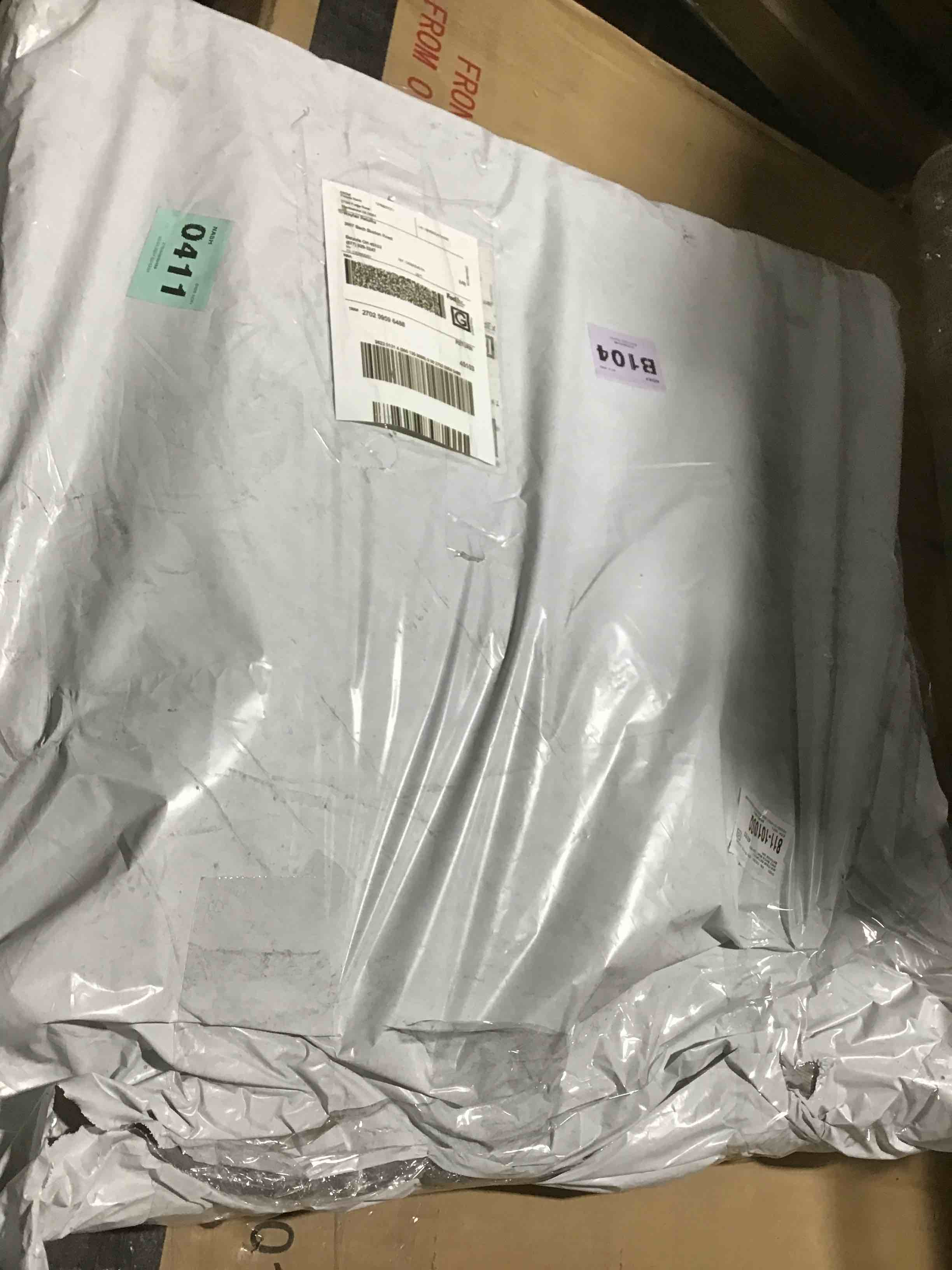 https://s3.amazonaws.com/lotting-images-prod/bidfta/BLU5115344_1708521499705.jpeg