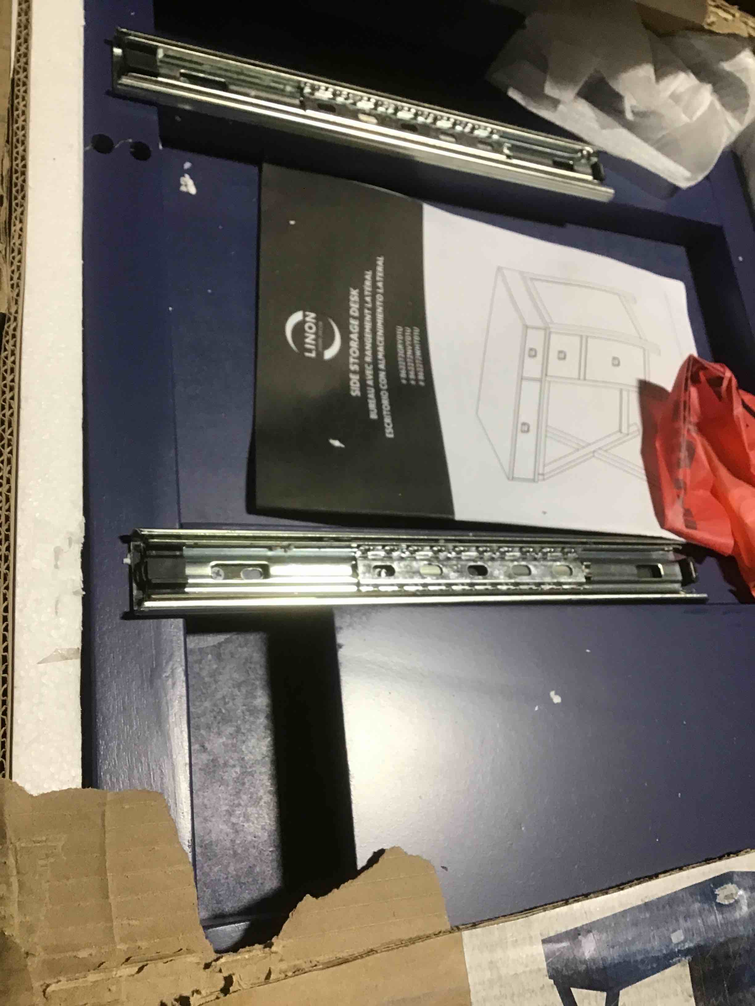 https://s3.amazonaws.com/lotting-images-prod/bidfta/BLU5115345_1708521115628.jpeg